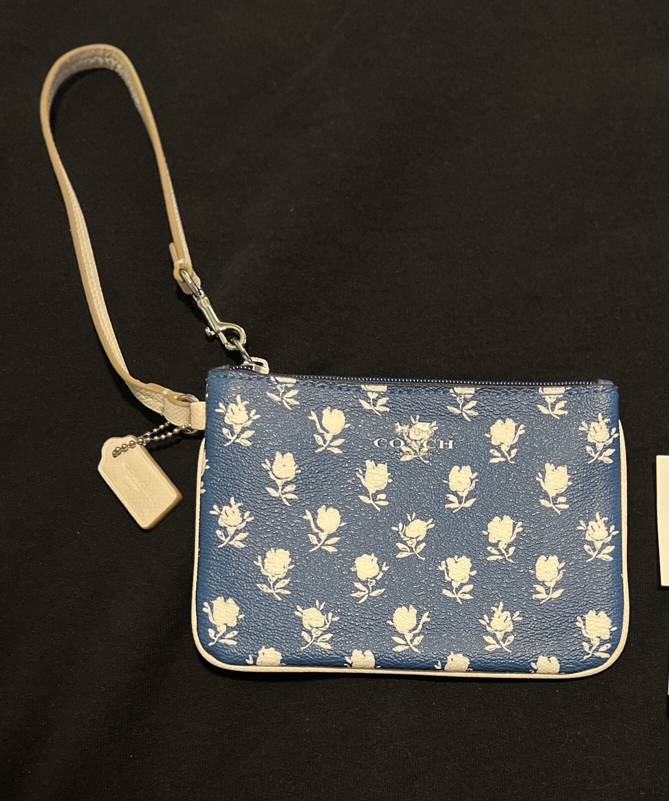 COACH Badlands Small Wristlet F53152 Blue and White Flower Floral NWT