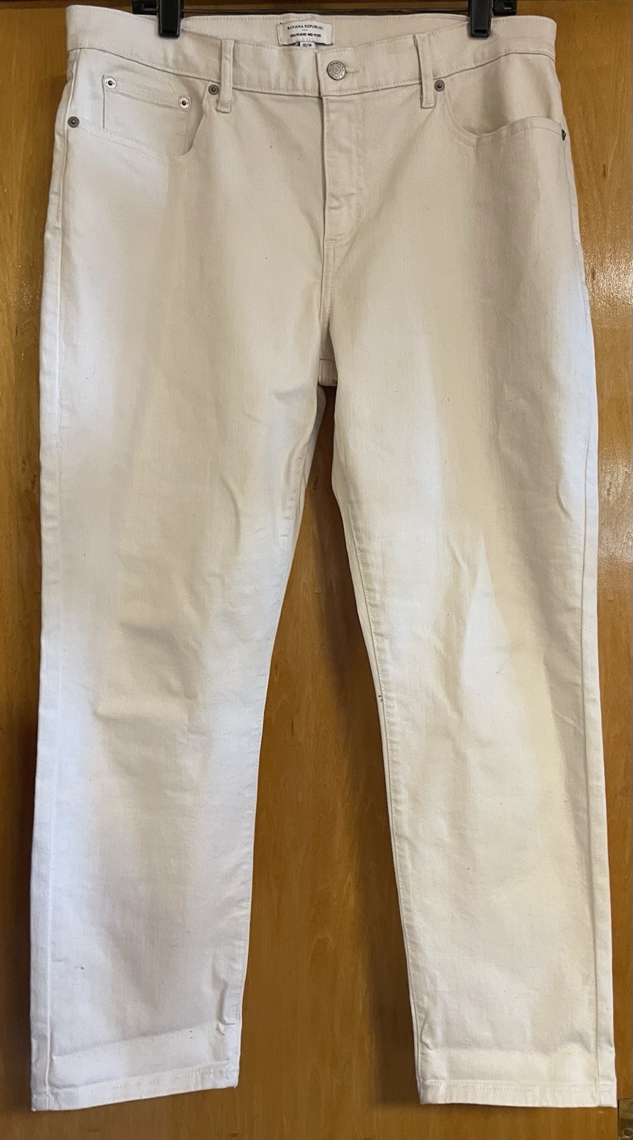 BANANA REPUBLIC, GIRLFRIEND Mid-Rise 32/14 Cream Off White Jeans, NWOT