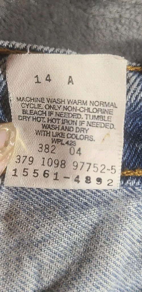 Vintage 1998 Levi’s 560 Women’s Size 14 Reg M Loose Fit Made in USA Blue Denim