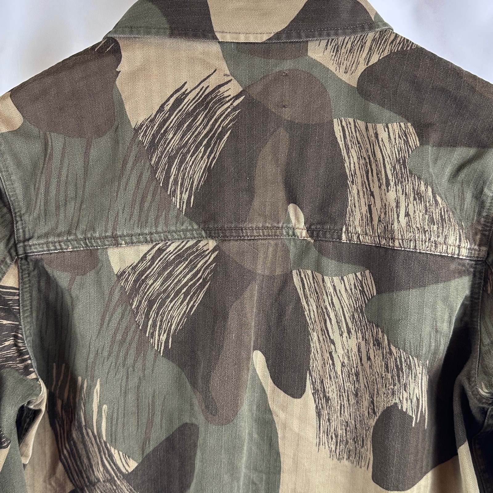Levi’s Made & Crafted Trucker Jacket Camo Women’s Button Cropped Coat Size 2 M