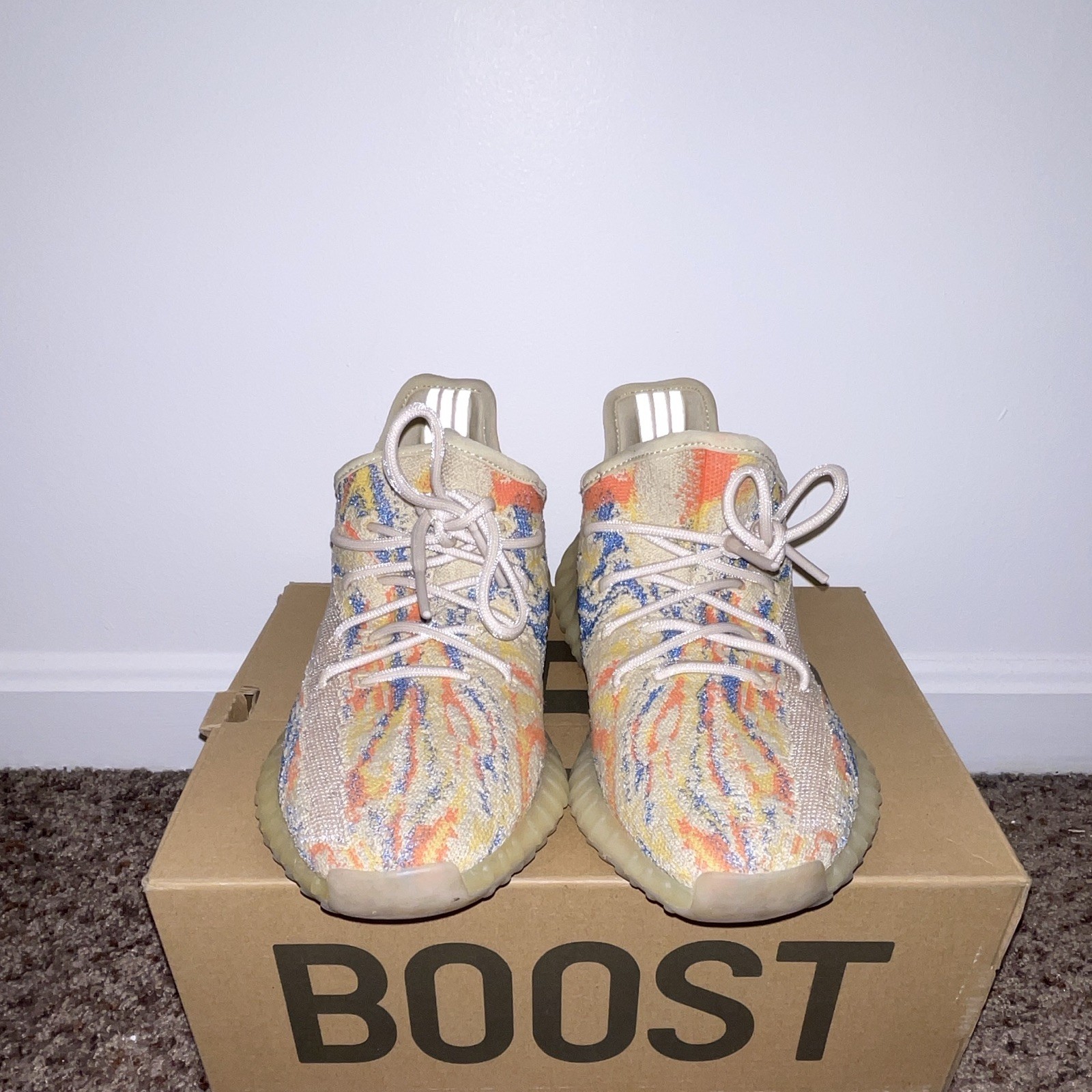 adidas Yeezy Boost 350 V2