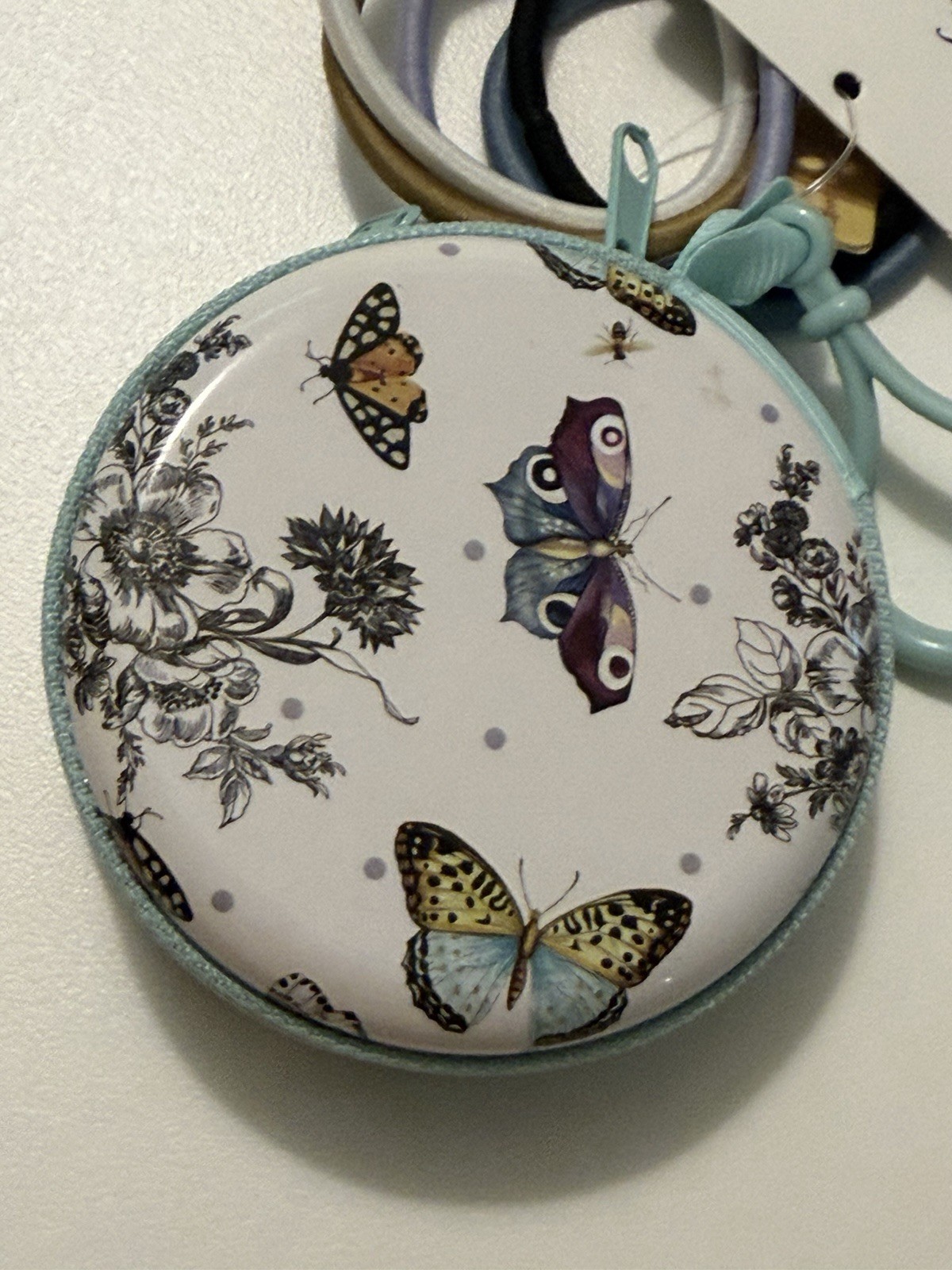 Goody x MacKenzie-Childs Butterfly Toile Purse Charm & 15 Ouchless Hair Elastic