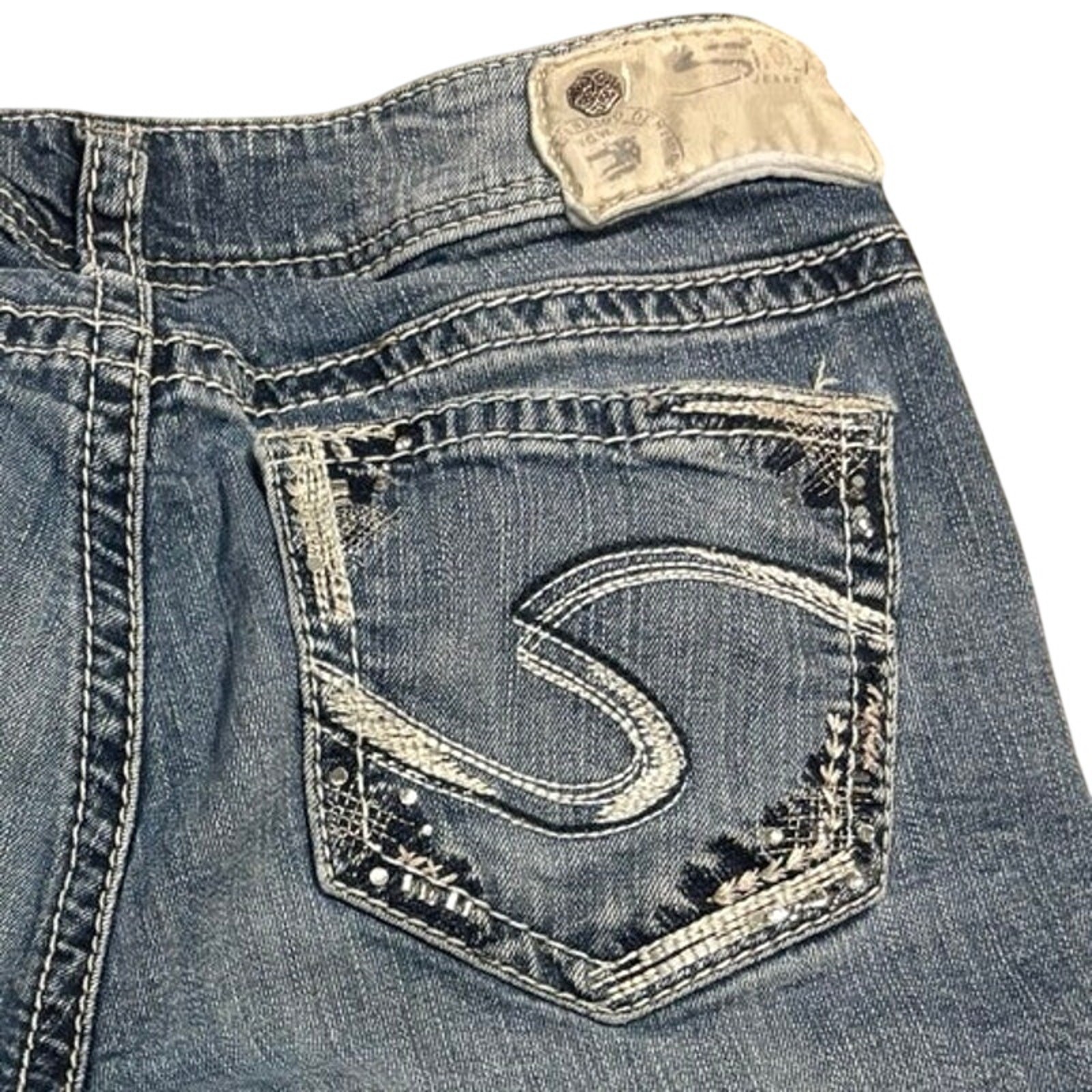 Silver Jeans Suki Low Capri Super Stretch Womens 28×22 Medium Wash Denim
