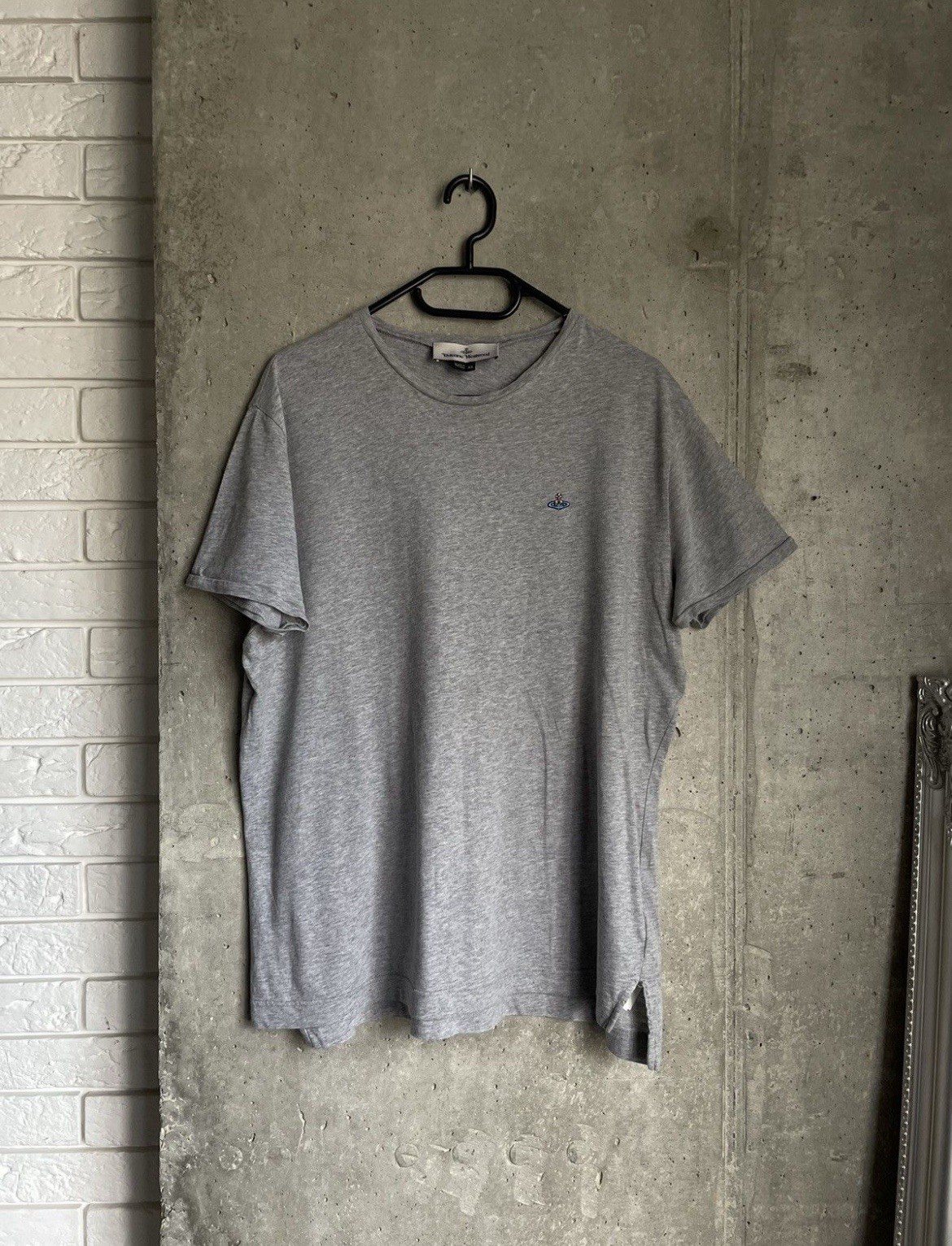 Vivienne Westwood Classic Grey Tee Small Logo Minimalistic Streetwear Y2k