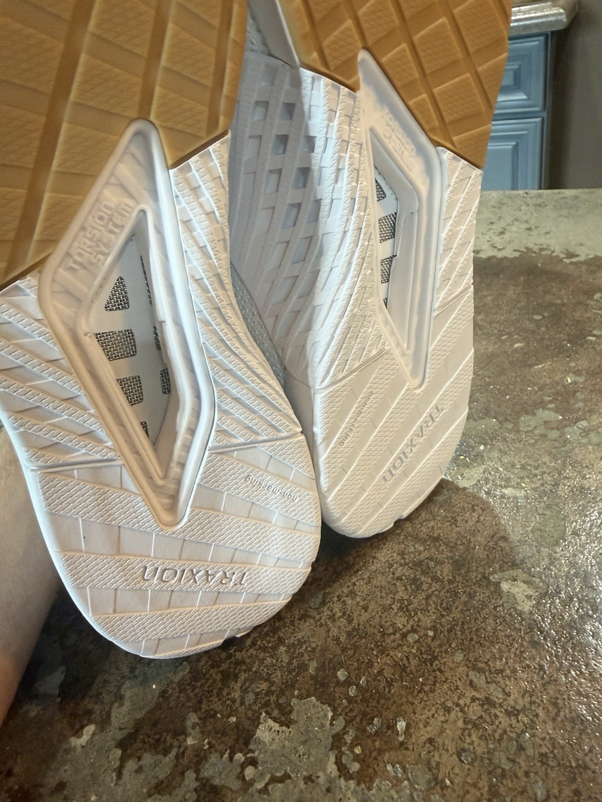 Adidas Men’s Dropset 3 Cloud White Gum Training Sneaker Shoes Size 14