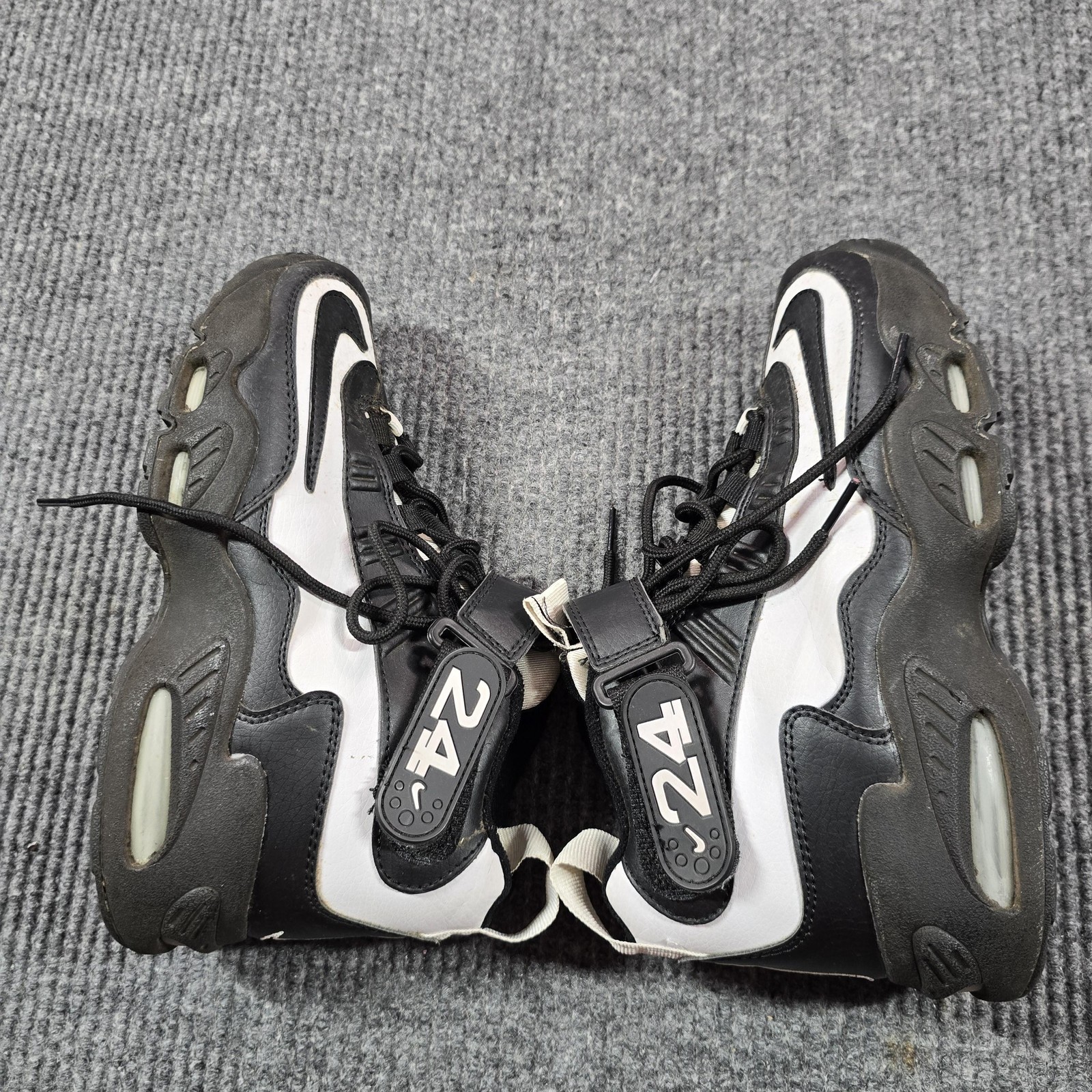 Nike Air Griffey Max 1 Shoes Mens Size 8.5 Black White Sneakers 354912