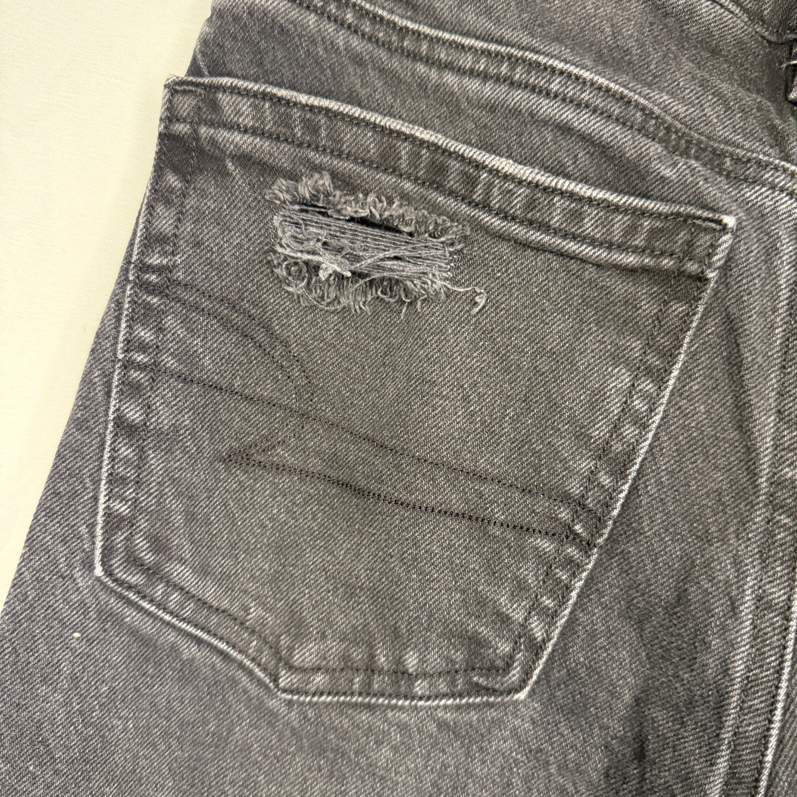 American Eagle Jeans Sz 2 Black Womens Stovepipe Baggy Denim Stretch Fray Hem