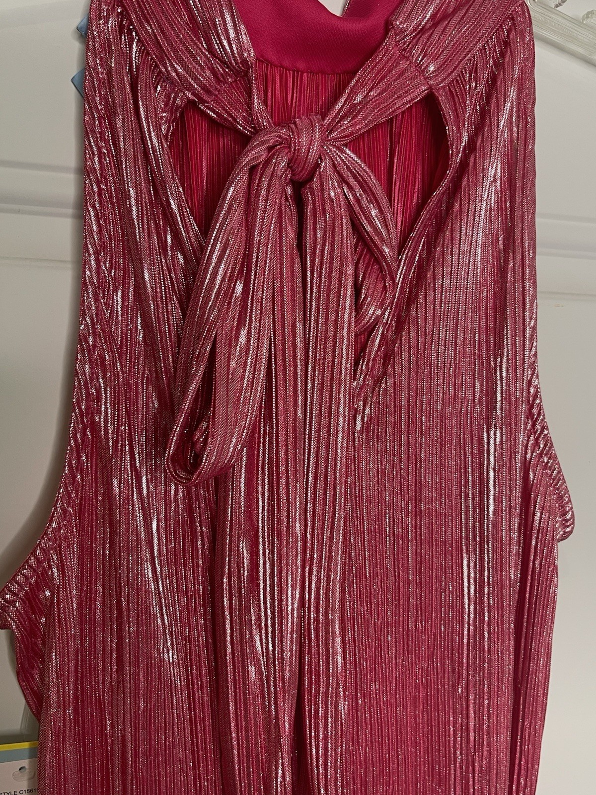 CECE Pink Metallic Pleated Halter Medium Shimmer Party Date Top Tie Keyhole