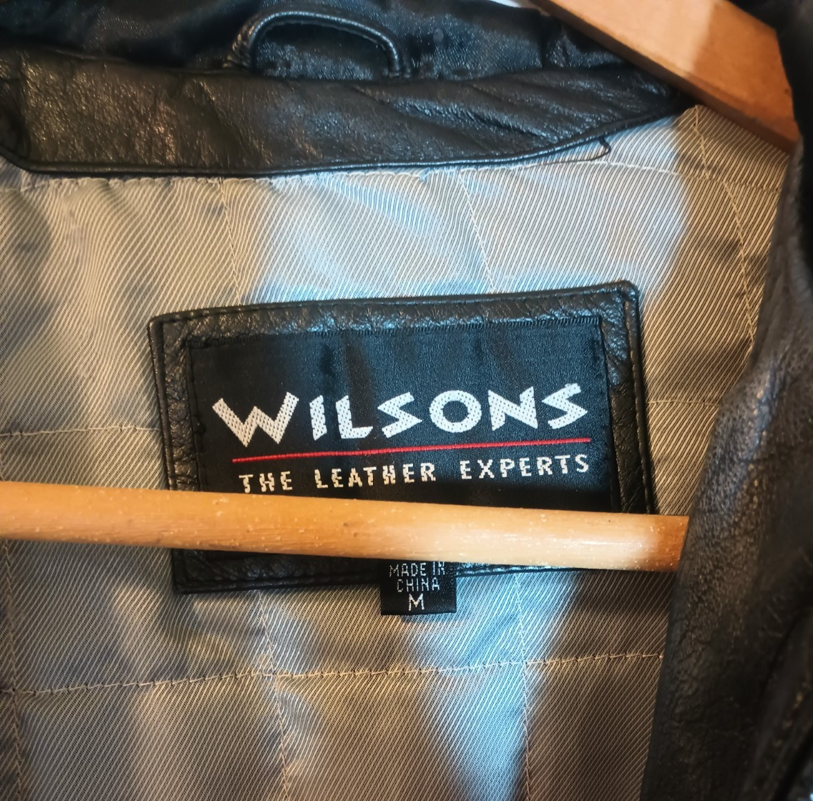 Wilsons Leather jacket, women’s M, black, hooded, zip & sash. DS07