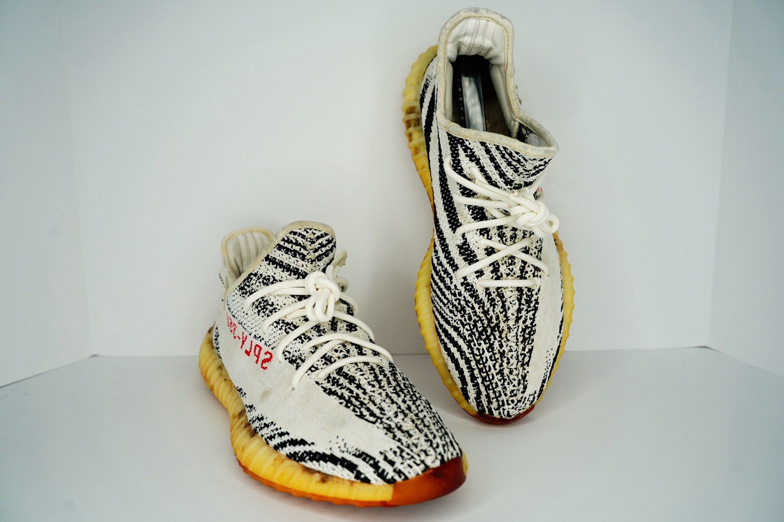 Adidas Yeezy Boost 350 V2 Zebra CP9654 Men’s Size 11 Authentic SPLY-350