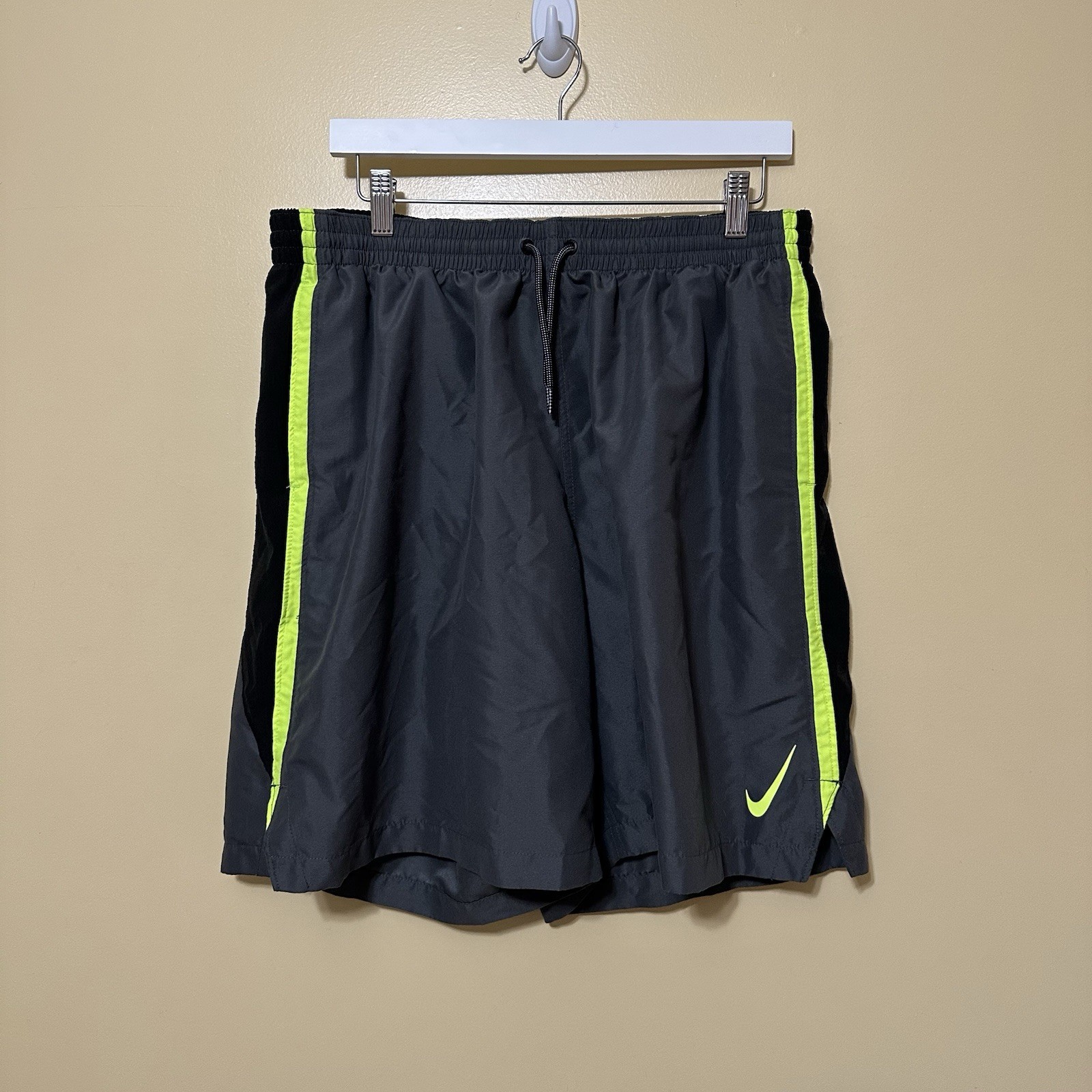 Nike Core Contend Volley 8” Swim Trunks Men XXL Iron Grey