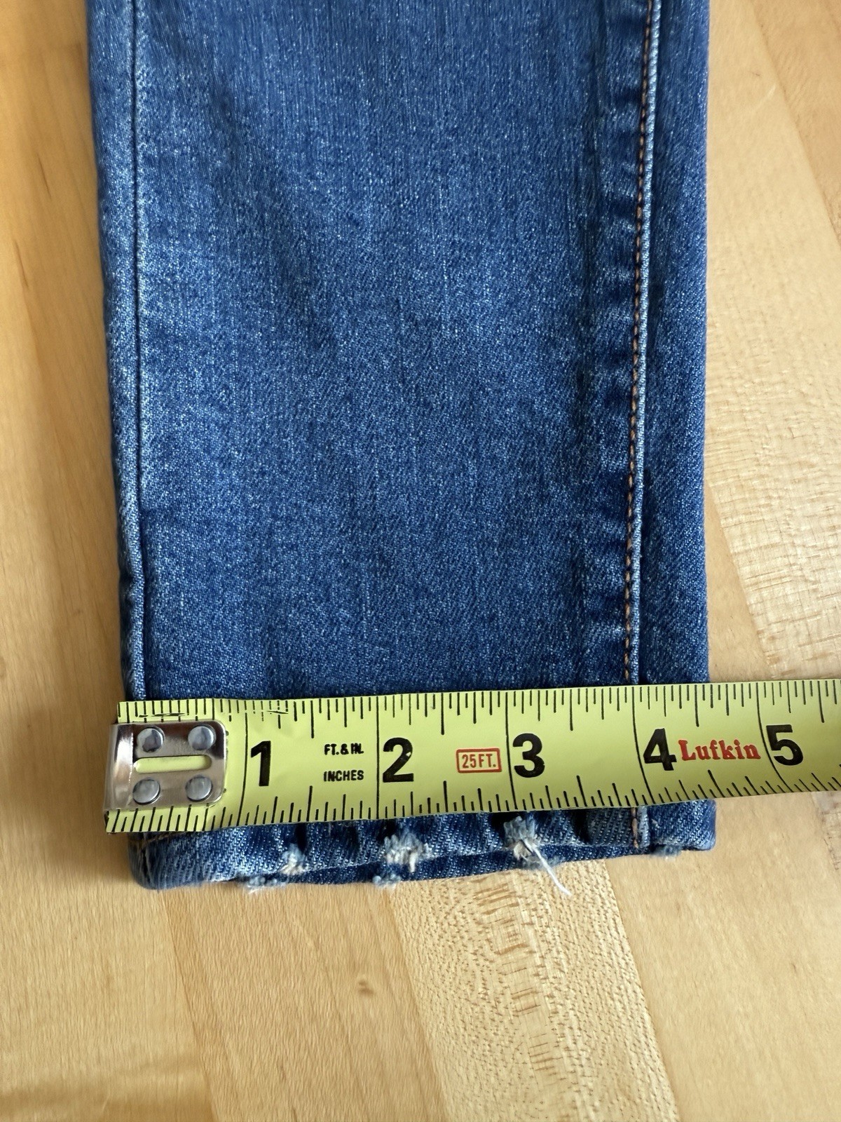 Levi’s Wedgie Skinny Raw Cut Hem Jeans in Wedgie From The Block Size 25