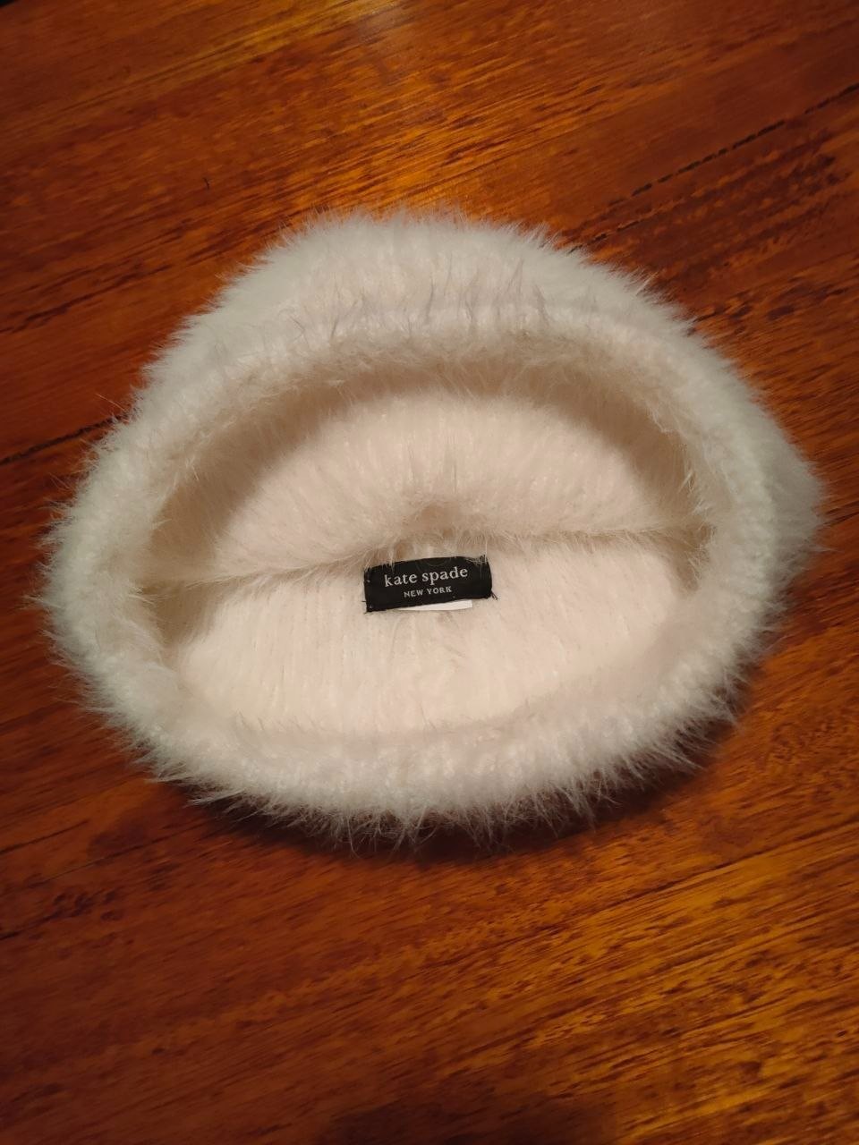 Kate Spade New York – Cream Scarf & Beanie Set – Soft Fluffy Winter Luxe