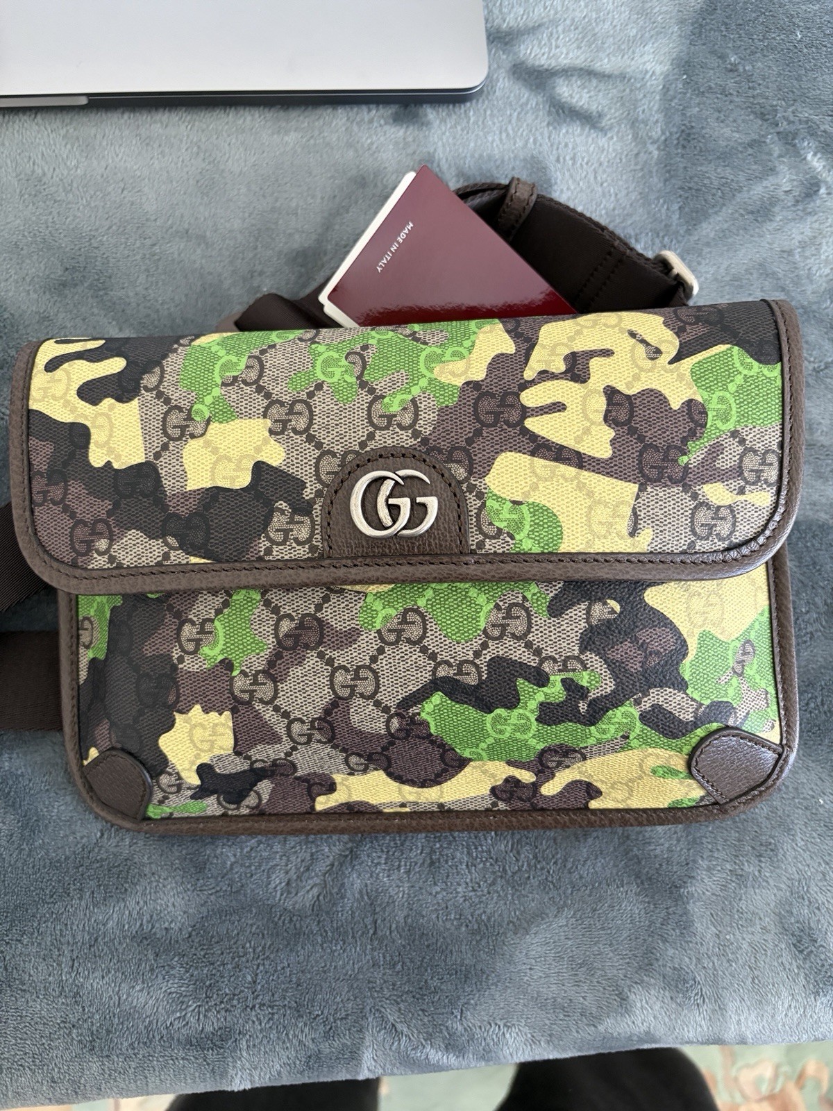 Brand New Gucci GG Supreme Monogram Camouflage Belt Bag Green/Yellow