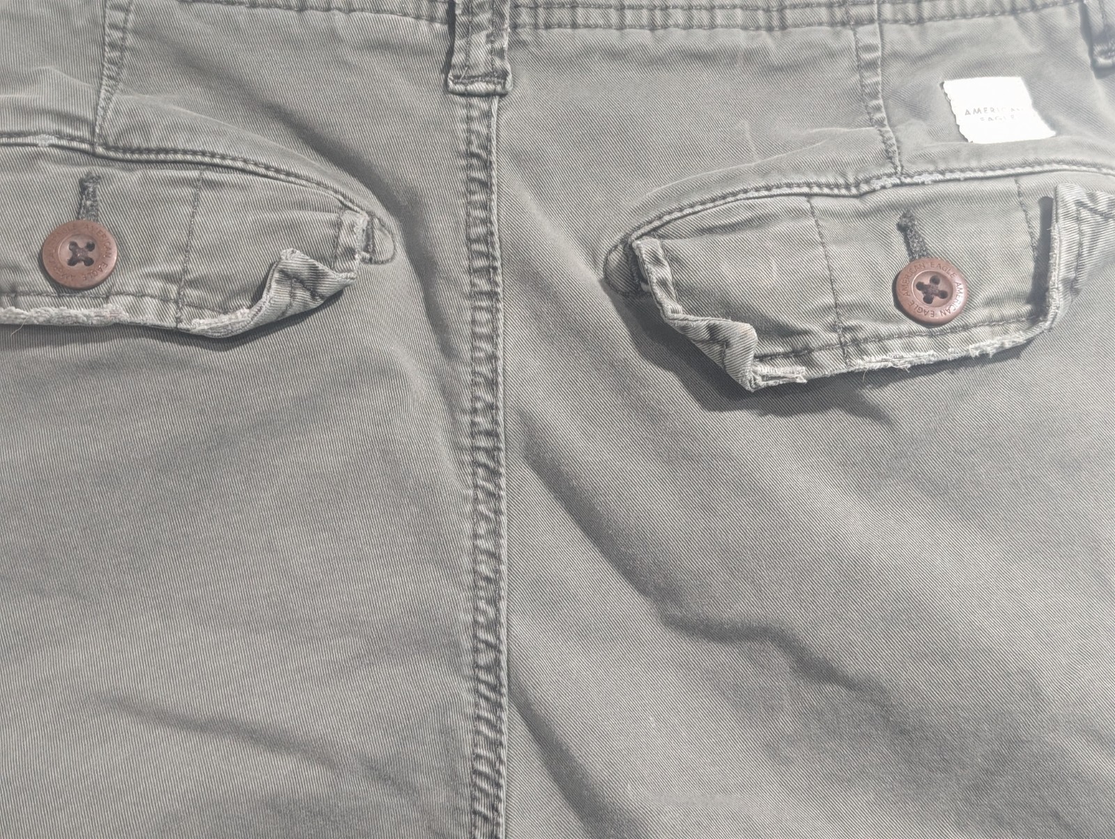 American Eagle Outfitters Men’s Green Cotton Canvas Cargo Shorts Pockets Button