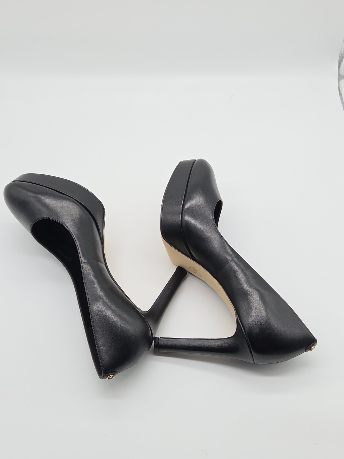 Michael Kors Women’s Chantal Black Platform Leather Pumps Size 9.5/10/11 NIB