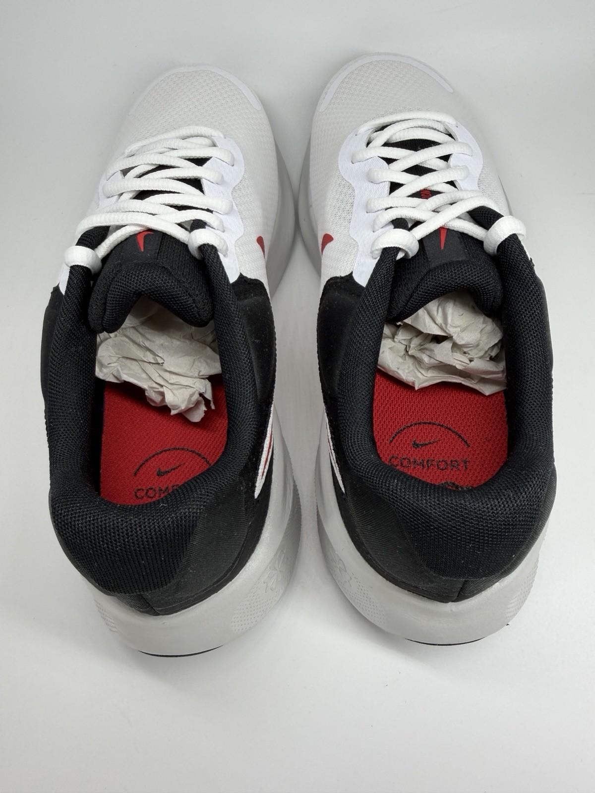 Size 8 Nike Revolution 7 White Fire Red Black Sneakers FB2207-102 Mens