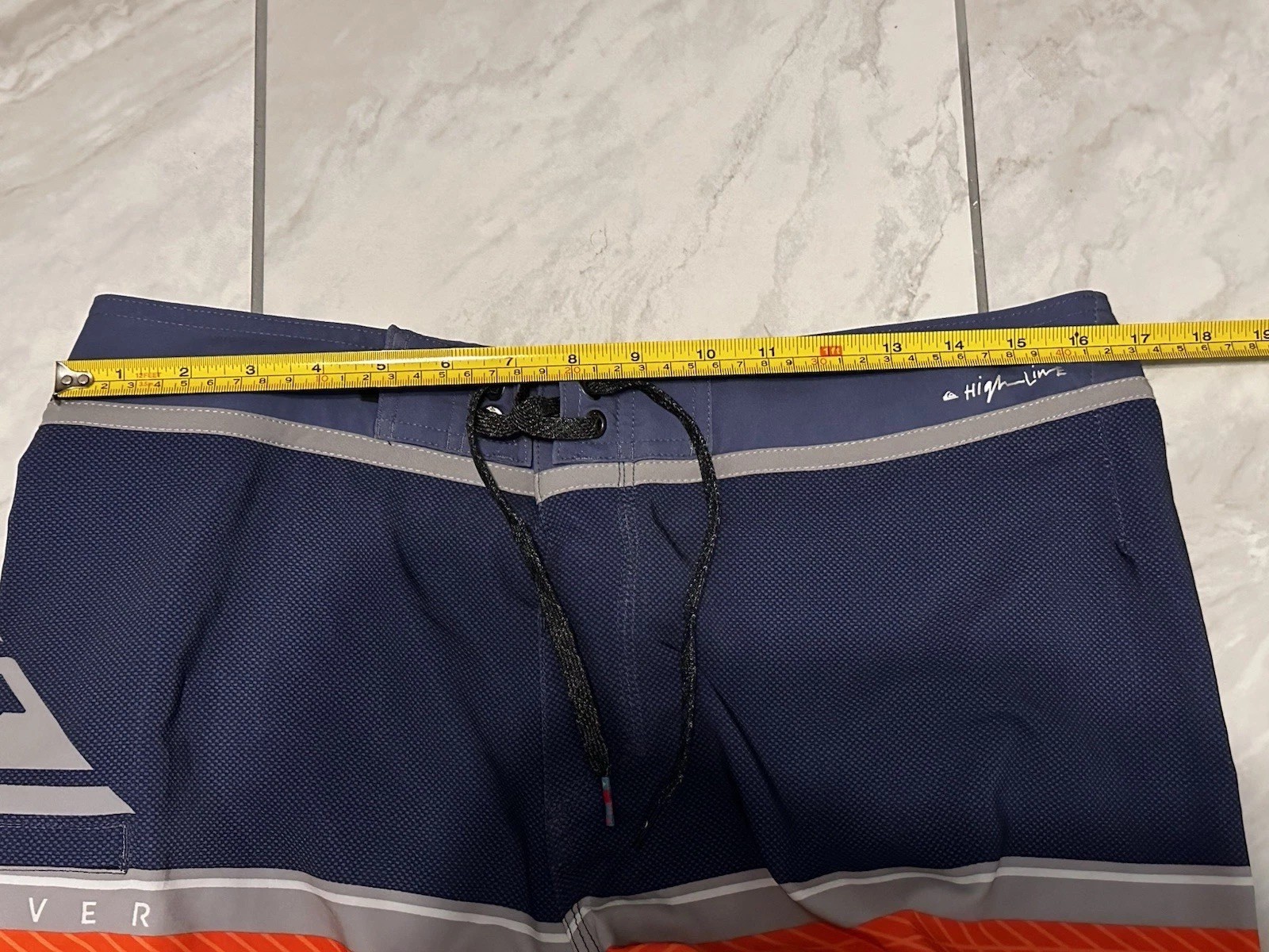 Quiksilver Highline Slab Boardshorts Men’s Waist 33 (fits like 34)