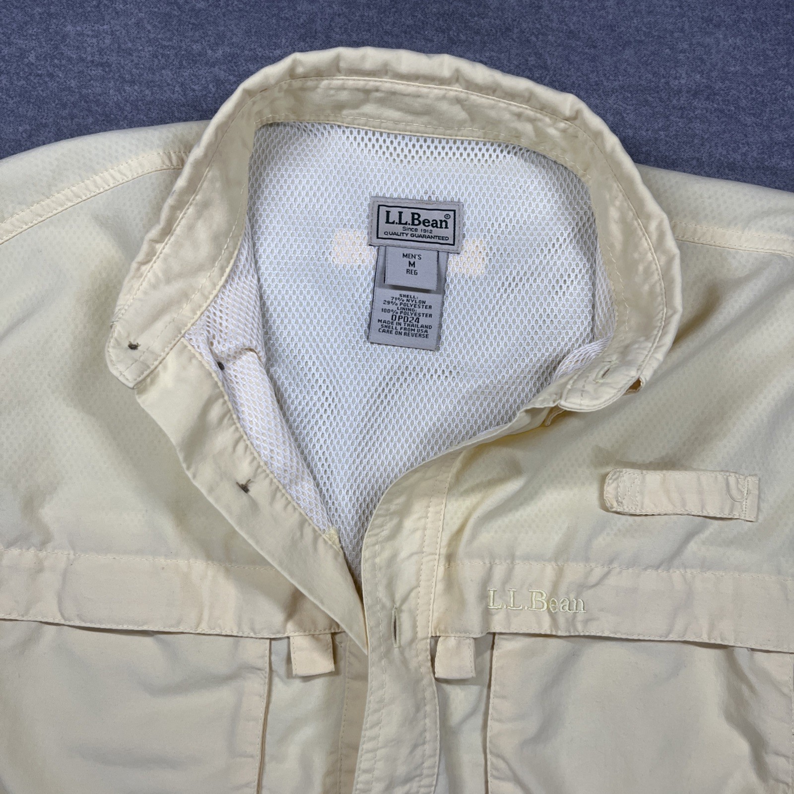 LL Bean Nylon/Poly Long Sleeve Hiking/Fishing Shirt Size Medium Reg Pale Yellow