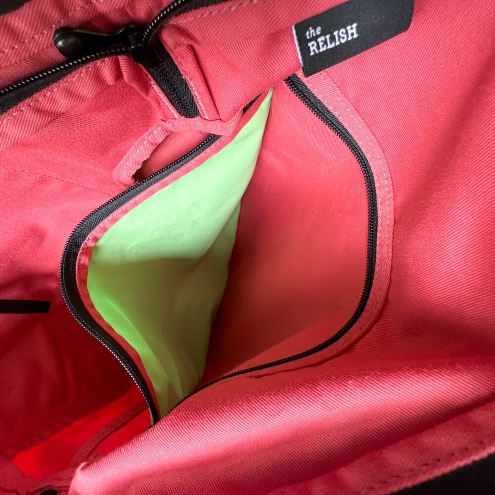 Crumpler the Relish Zipper Tote bag Salmon Pink Travel