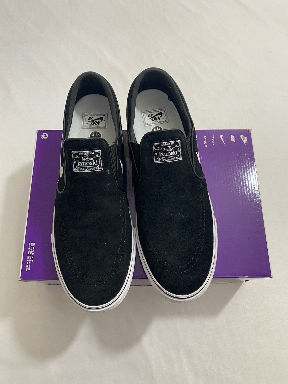 New Mens Size 11.5 Black White Nike SB Janoski+ Slip Skate Shoes FN5893 001