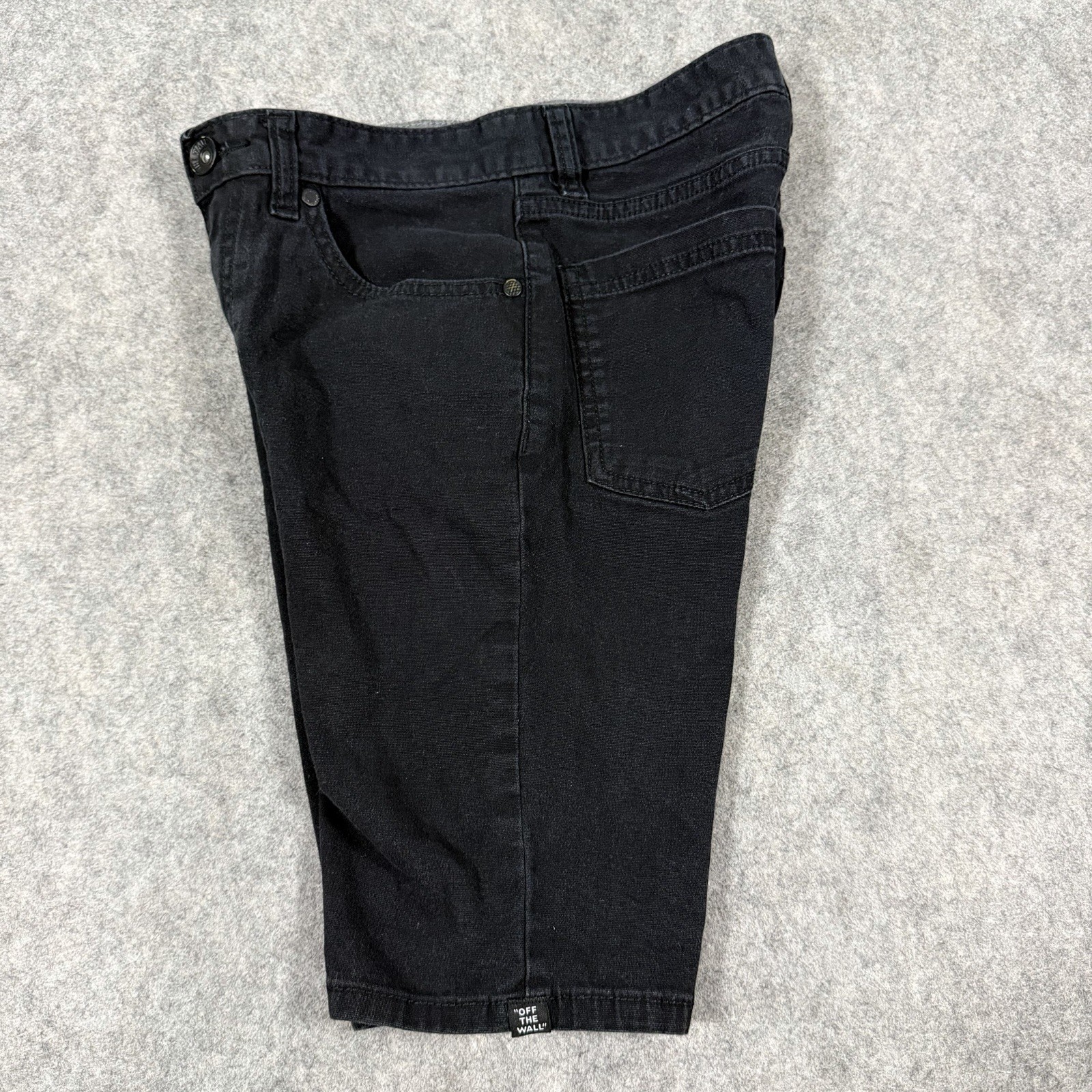 Vans Shorts Denim Jean Shorts Youth Boy’s Size 12 (Actual Fits 25.5×8.75) Black