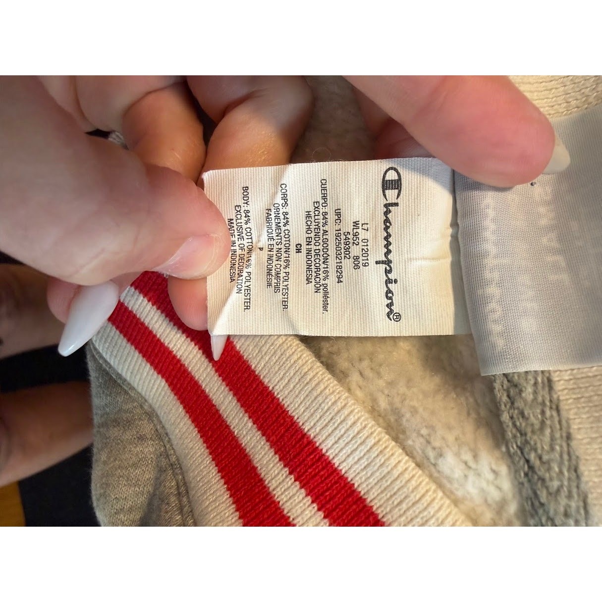 Champion Cropped V-Neck Oversized Sweatshirt College Prep Yarn Dye Stripe Small