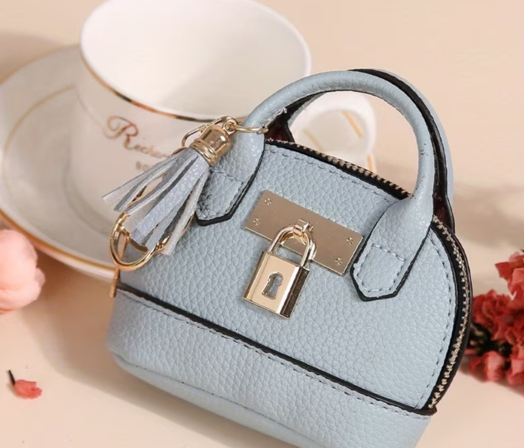Fashion Mini Dome Coin Purse – Cute Keychain Bag for Coins & Lipstick Charm Gift