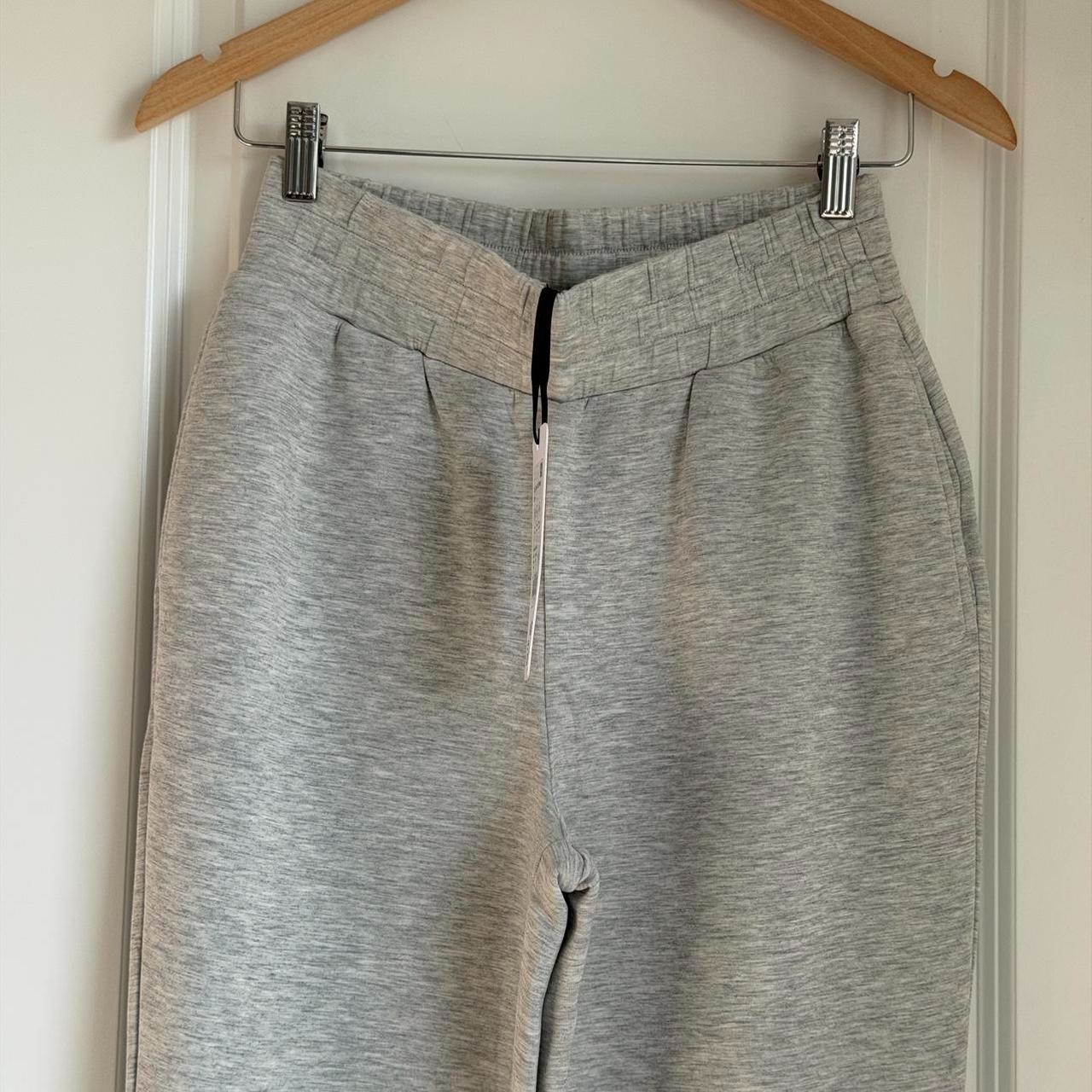 Varley The Slim Cuff Pant 27.5″ in Light Grey Marl, Size Small