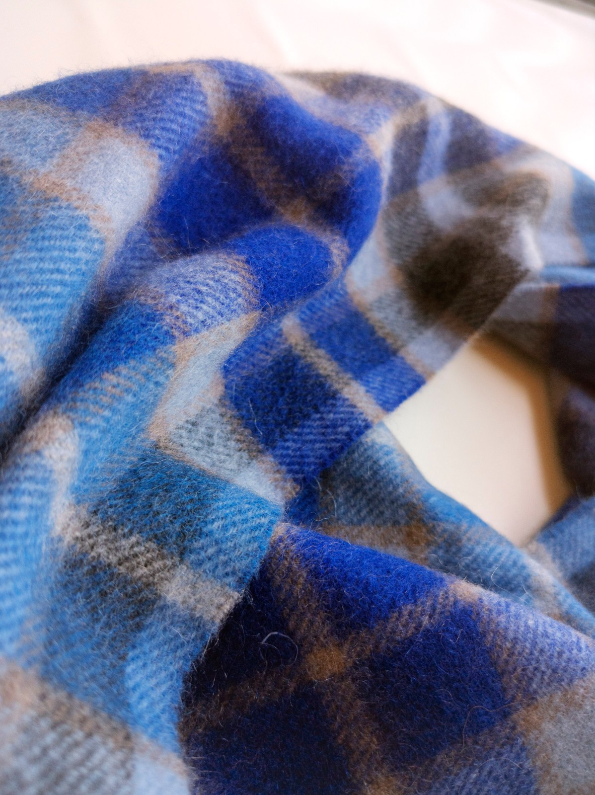 NP €167 Joshua Ellis 100% cashmere scarf, m.i. UK! checked, plaid, wool scarf