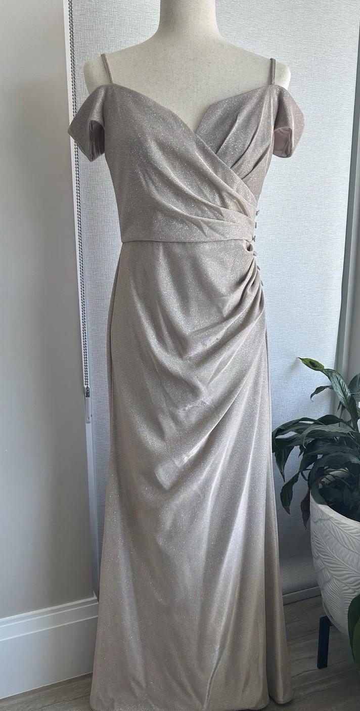 Metallic Beige Formal Long Gown Size 6 Elegant Mother Of Bride/Groom Wedding
