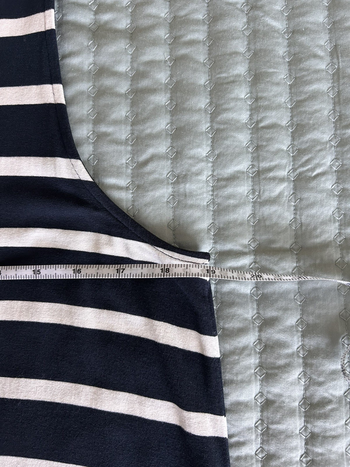 J. Jill Wearever Medium Women’s Navy/ White Striped Sleeveless Tunic Top