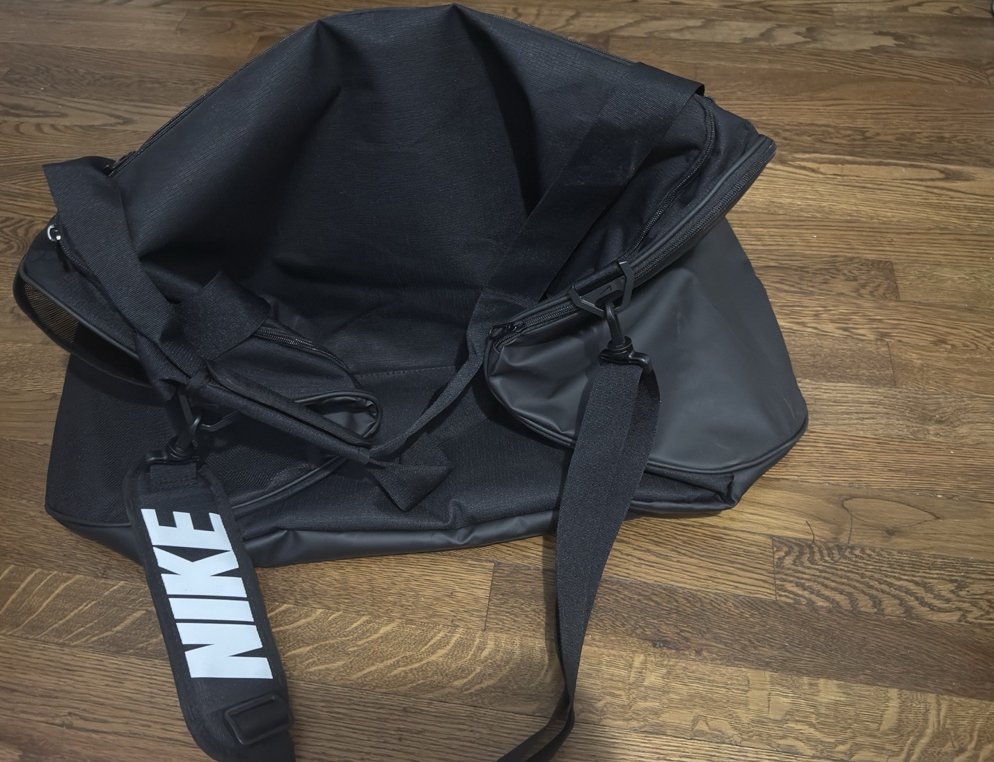 Nike Brasilia 9.5 Training Duffel Bag Medium Gym Athletic Bag Black BA5955 010