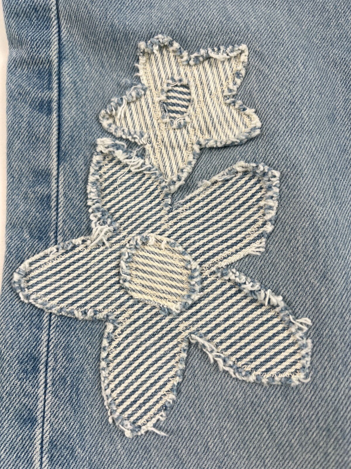Levi’s Women 501 Original Fit Patched Straight Leg Button Fly Jeans Blue NWT