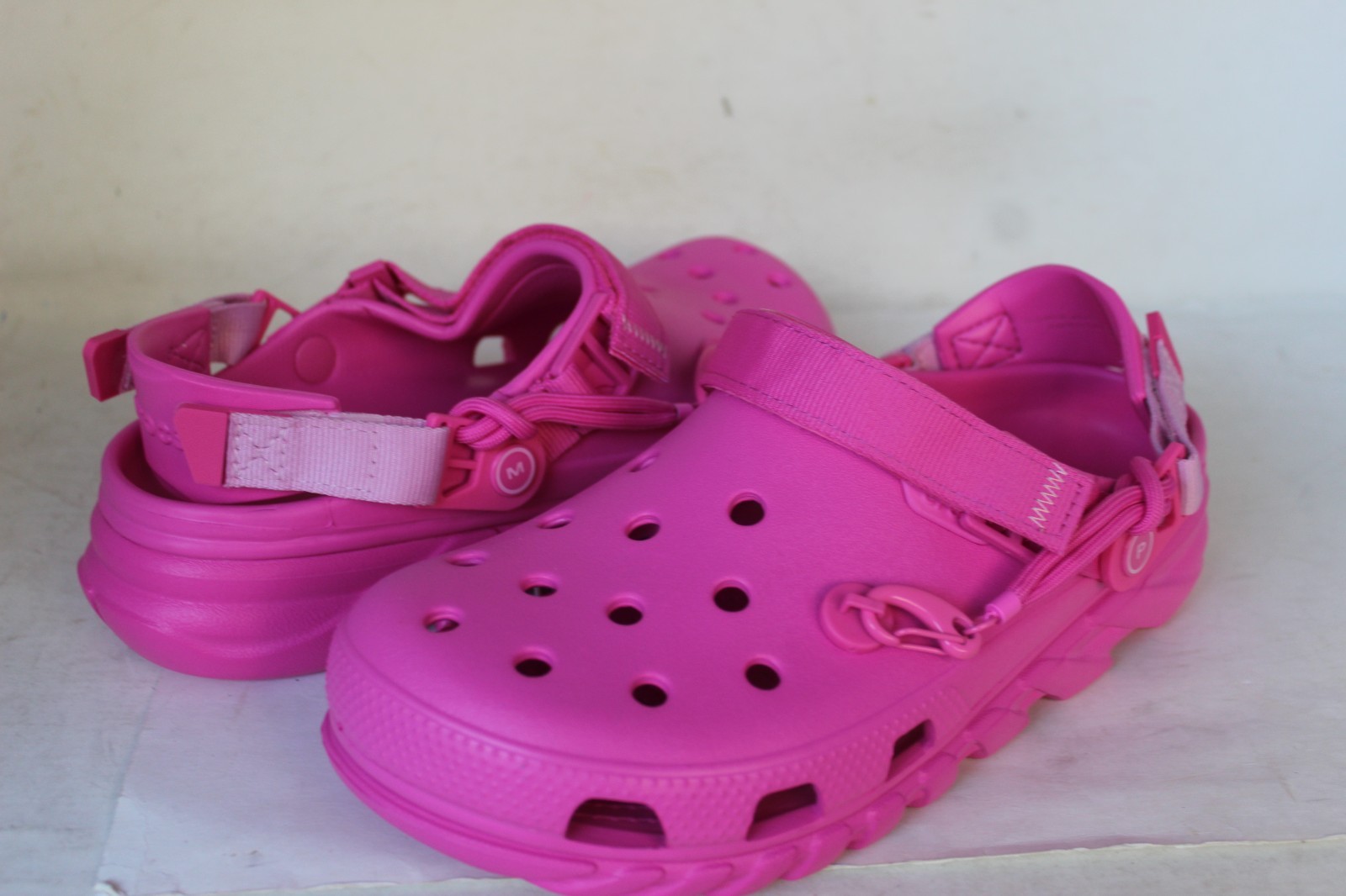 Crocs Unisex Duet 2 Max Post Malone Electric Pink Croslite Clog Size M(10) W(12)