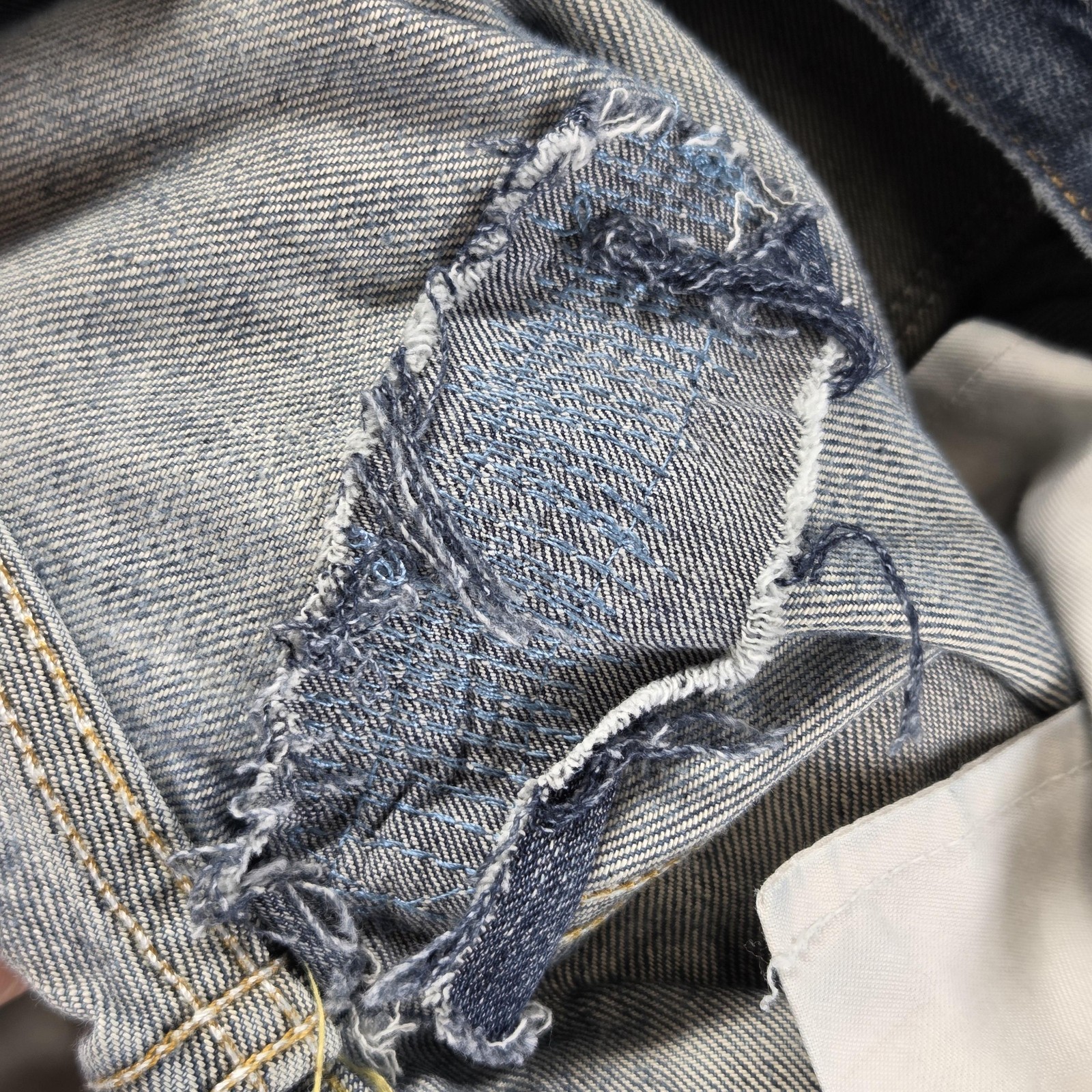 Vintage Levis Engineered Jeans Mens 34×34 Blue Honeycomb Whiskers Zip Fly