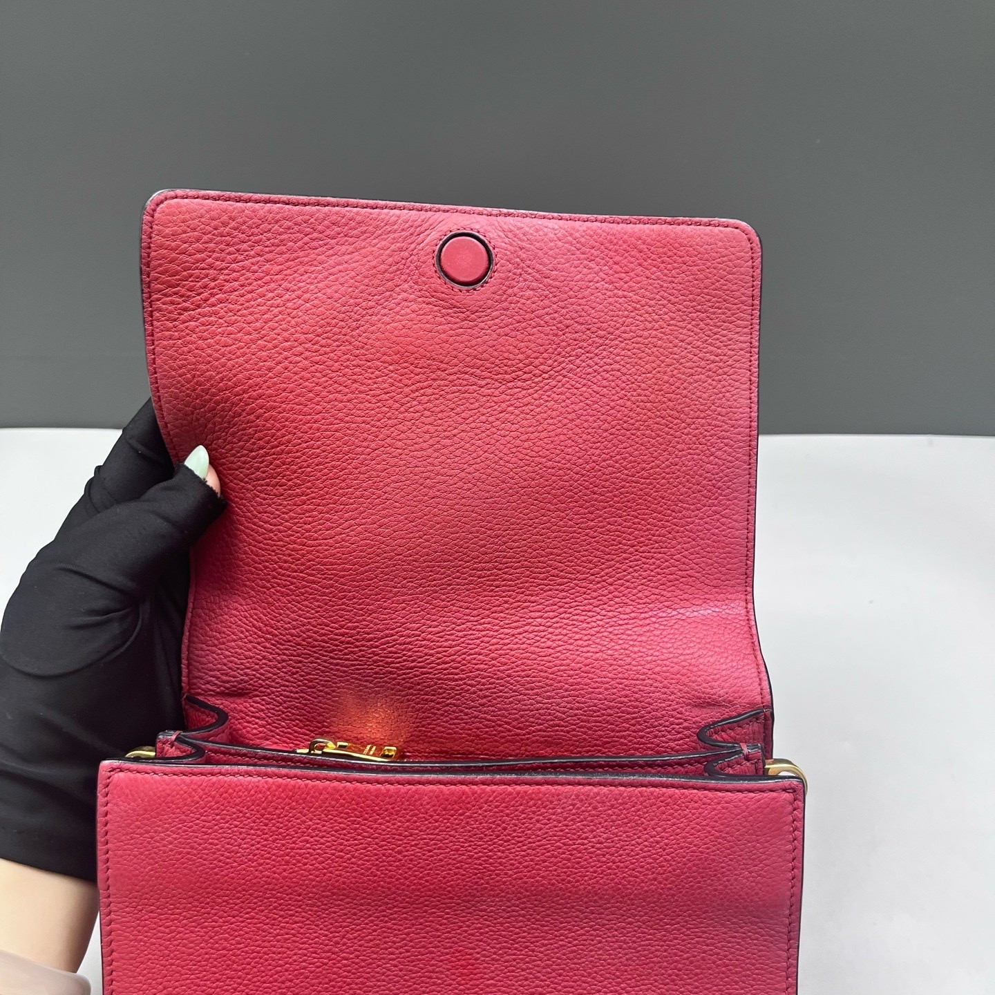 Prada Pre-Owned Authentic Crossbody Bag 20*14*8 Free Tracked Shipping