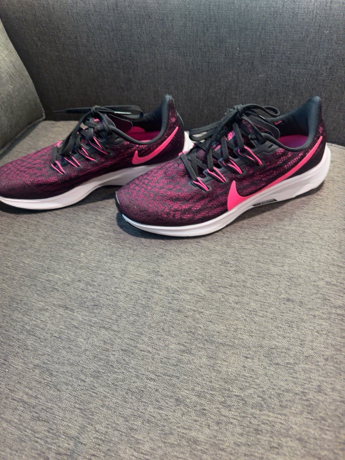 Nike Air Zoom Winflo 8 Women’s Size 8 Pink Black Running Shoes AQ2219-600