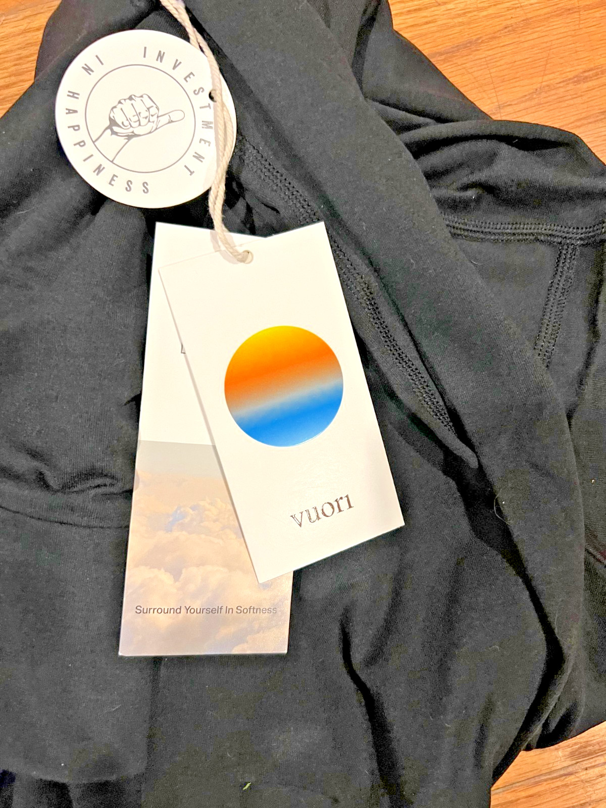 Vuori Performance Hoodie 2.0 Black Heather Womens VARIOUS SIZES NEW WITH TAGS