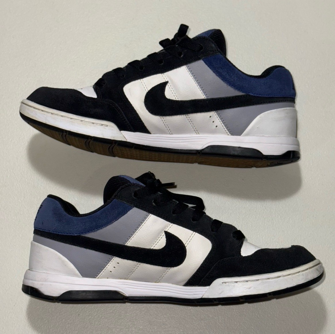 Nike 6.0 Air Mogan Low 2009 White Team Royal Black Men’s 10.5 311839-902