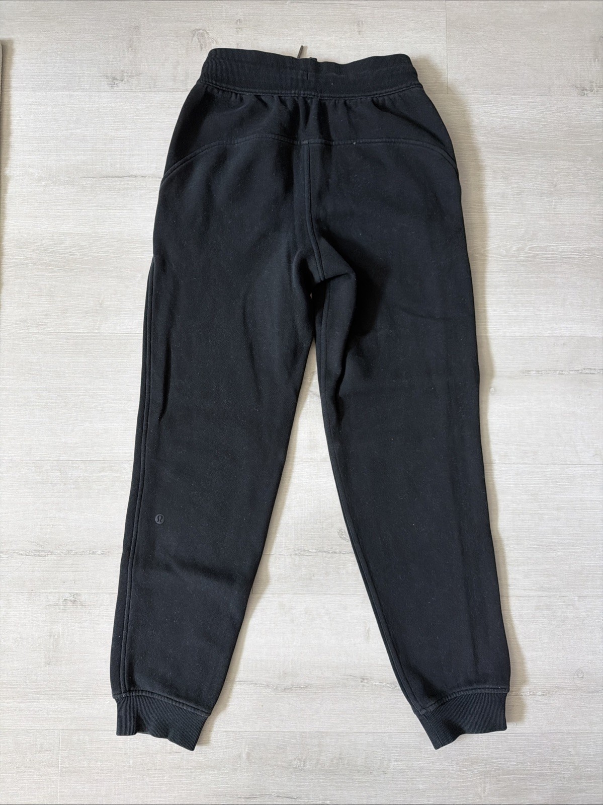 Lululemon Black Jogger Sweatpants Size 2 Cotton Polyester Blend Casual Comfort