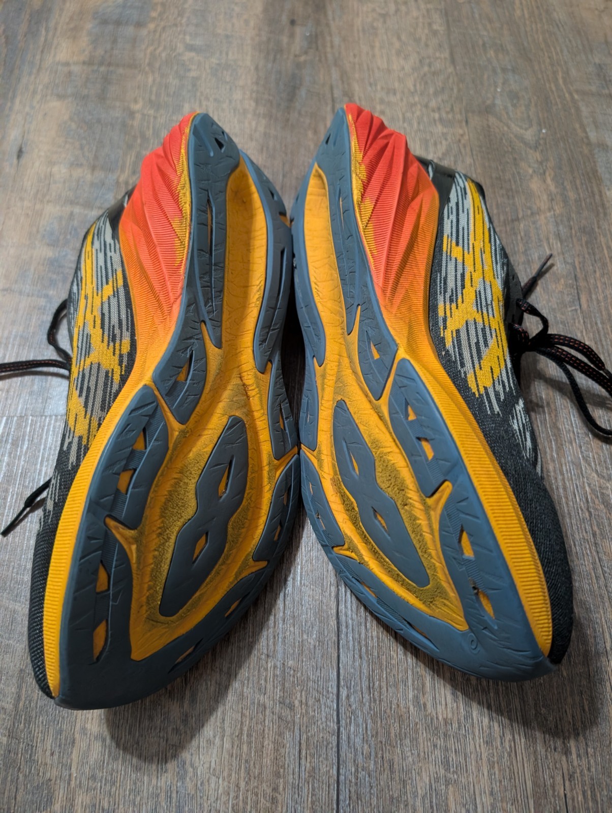 ASICS Novablast 3 Shoes Mens Size 11.5 Black Orange Running Athletic Sneakers