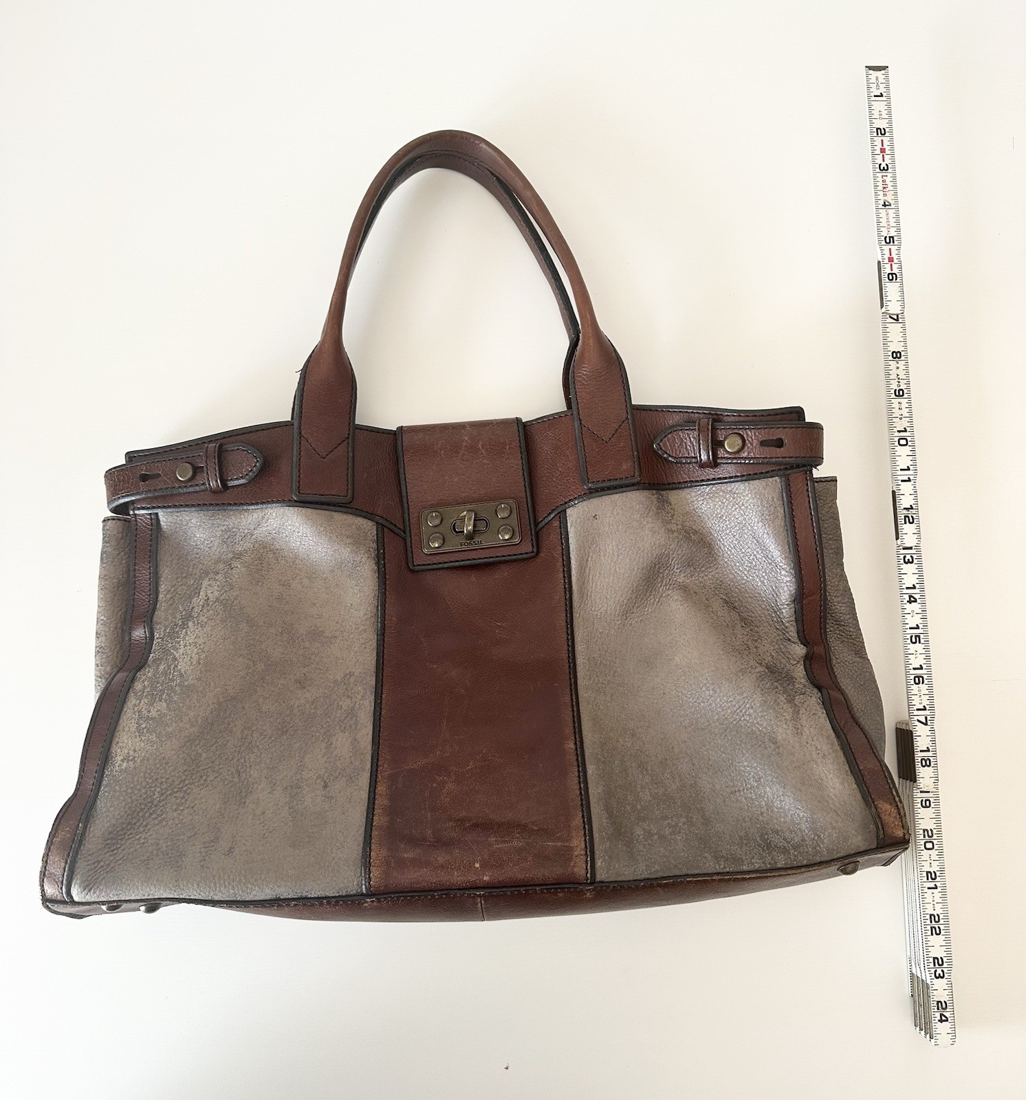 Fossil Colorblock Tote Bag Brown Gray Turn Lock Large Bottom Studs Inner Pockets