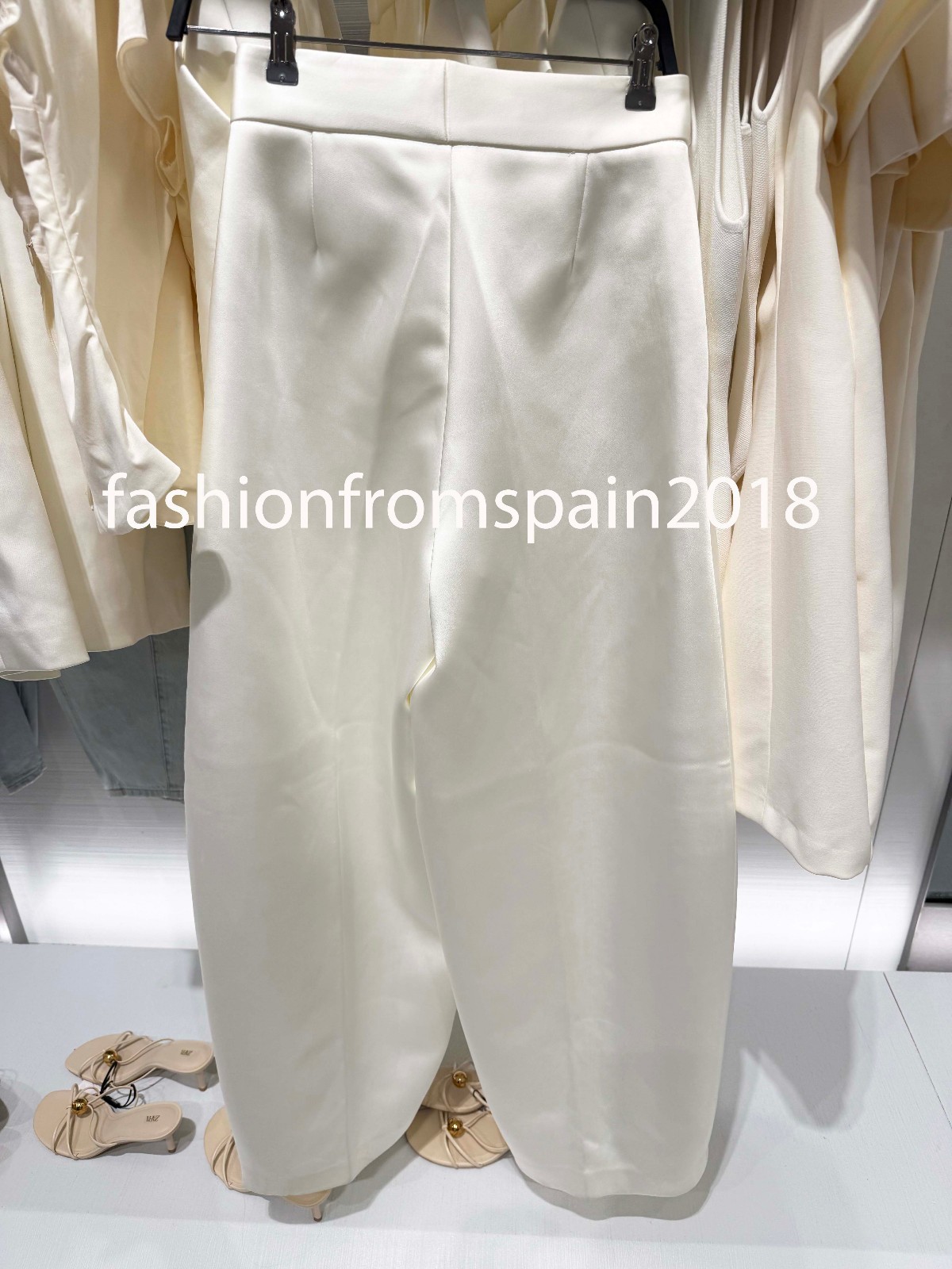 ZARA NEW WOMAN HIGH-WAIST SATIN EFFECT BALLOON PANTS OYSTER WHITE 1255/468/251
