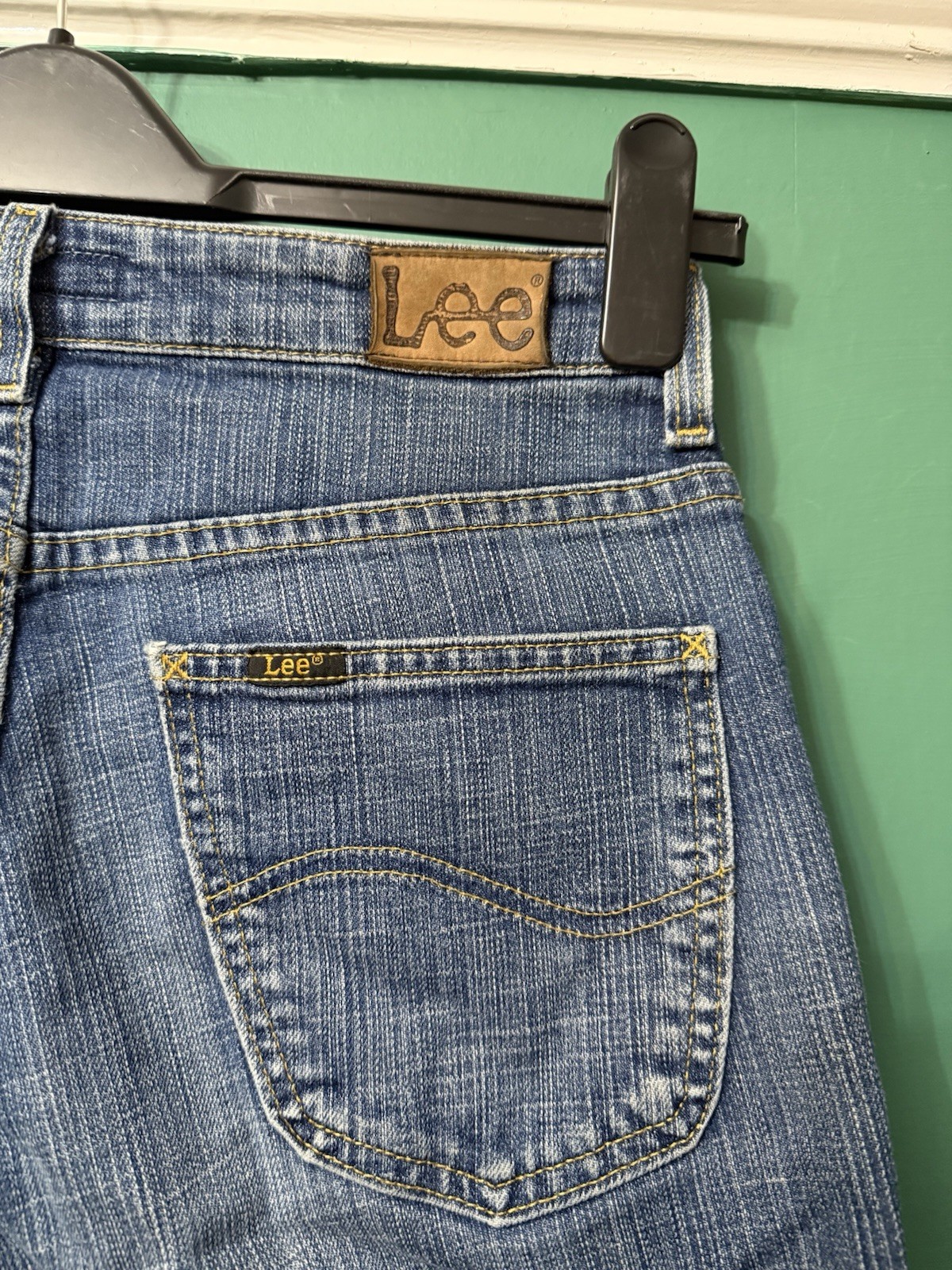 Lee Cameron Bootcut Jeans Womens 32S 32 inch Waist 28 inch Leg. Blue. SKU 98054