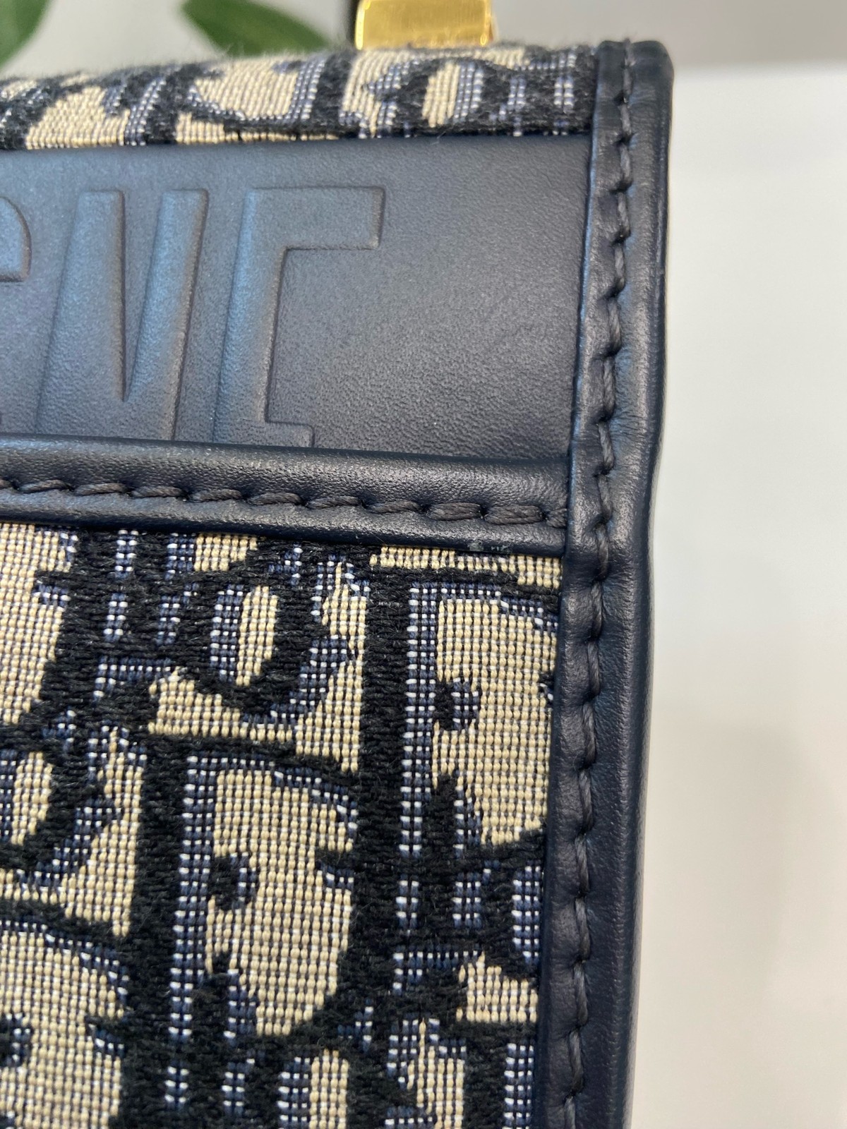 Dior Pre-Owned Authentic Luxury Handbag 24x17x8cm Free Tracked Shipping