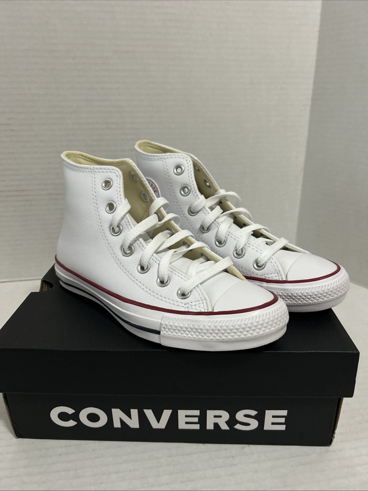 Converse High Top White Leather Size W6 M4 (UZL)