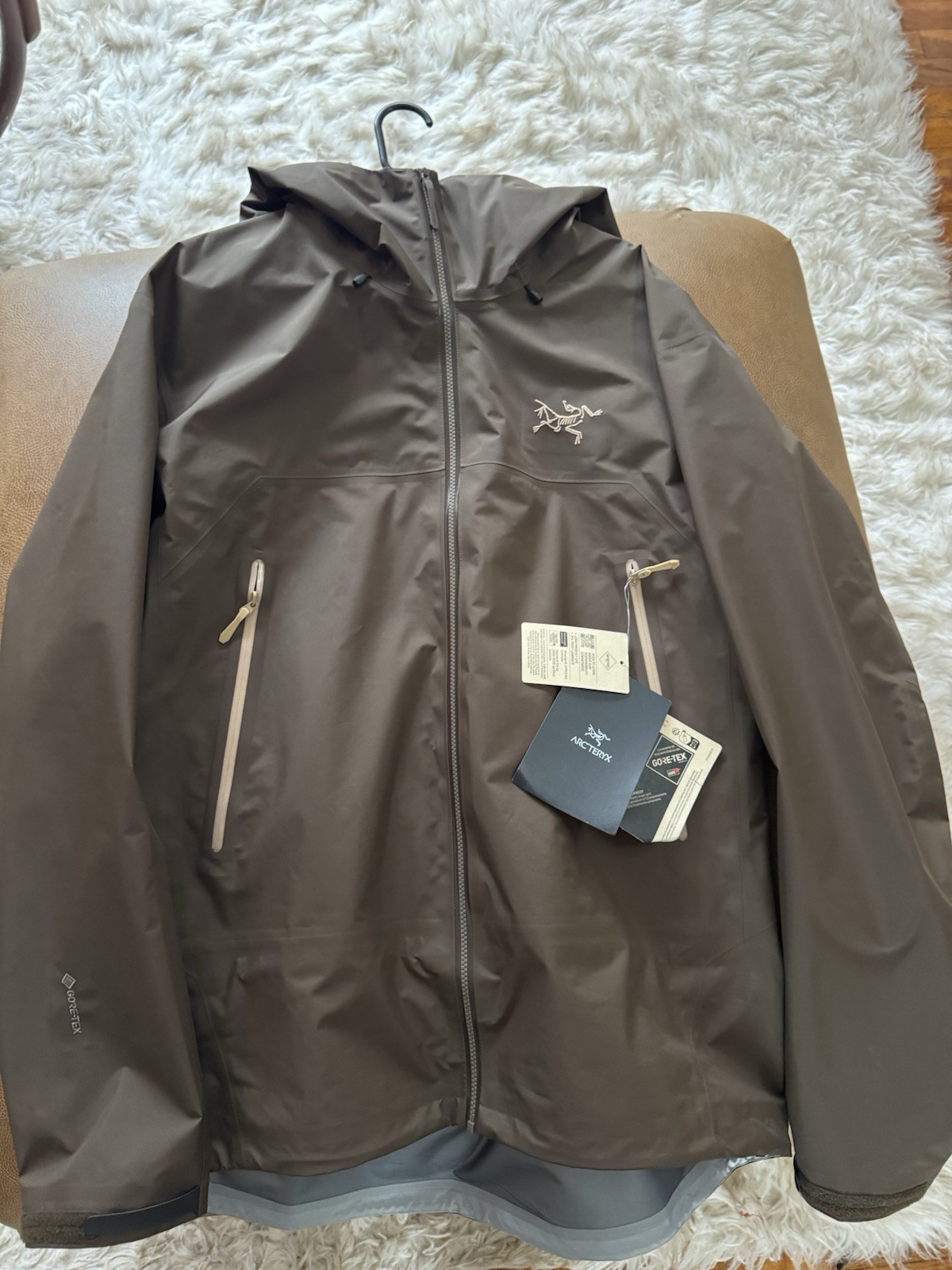 Arc’teryx Men’s Brown Hooded Full Zip Jacket Logo Regular Fit Size L