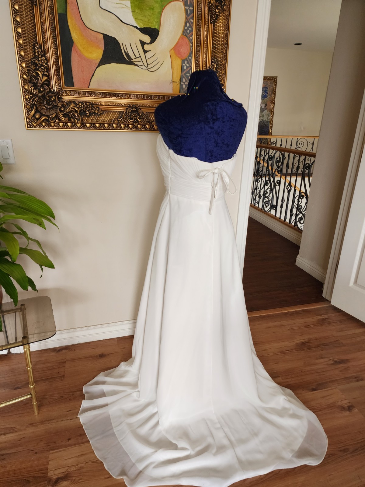 classic wedding dress – brand new dress size 16