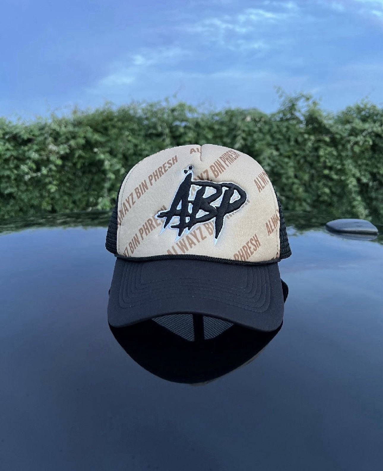 Trucker Hat (Tan x Black)